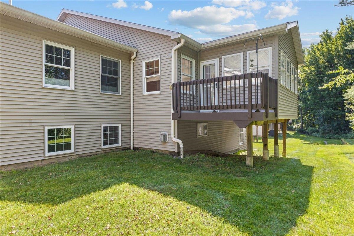 331 Bittersweet Circle Property Photo 36