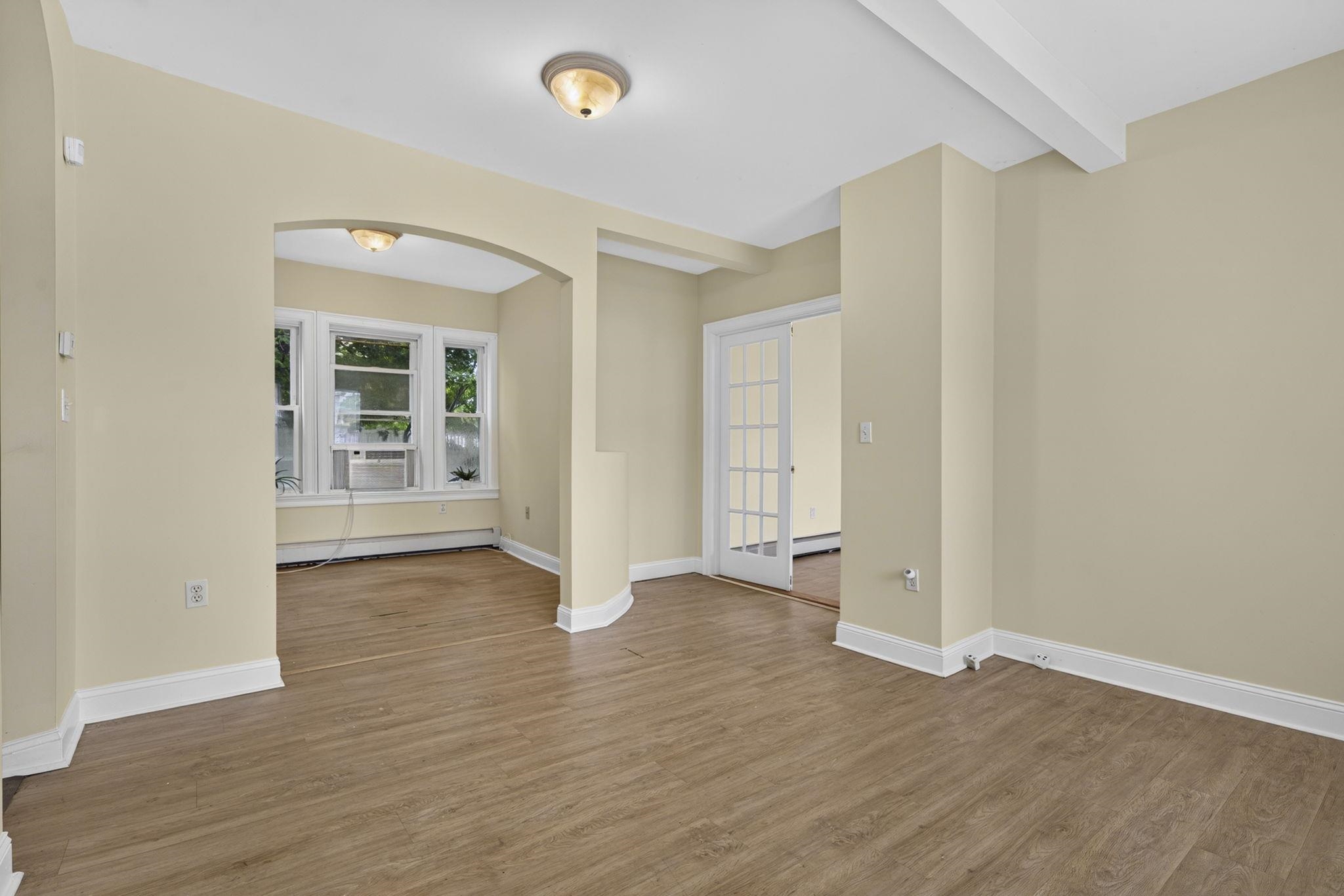 106 West Broadway Property Photo 17