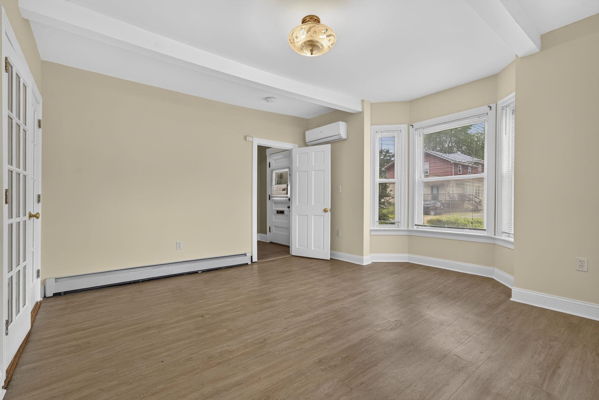 106 West Broadway Property Photo 21