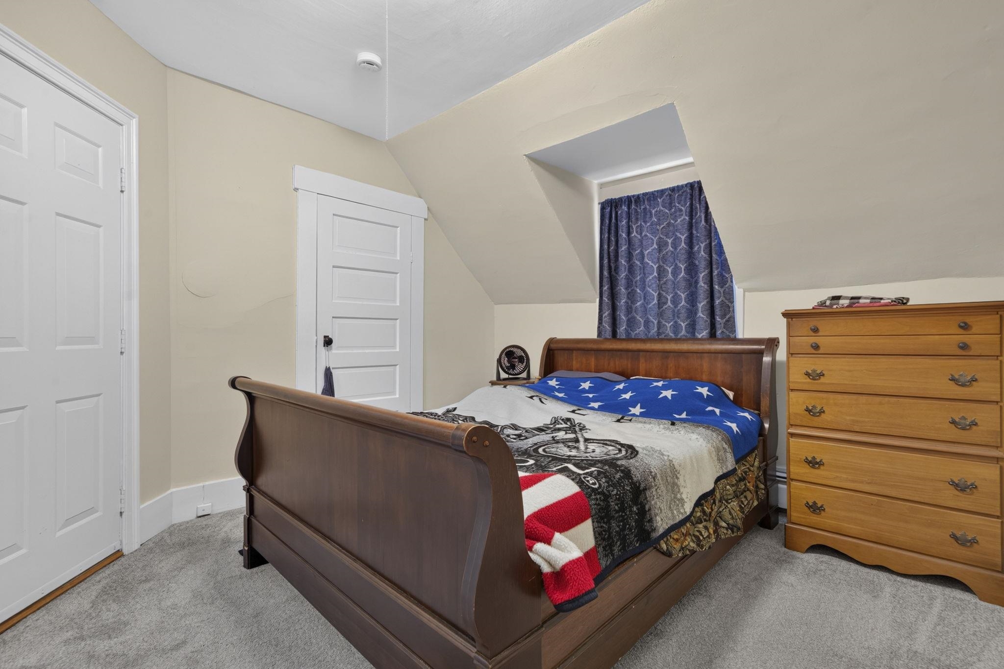 106 West Broadway Property Photo 33