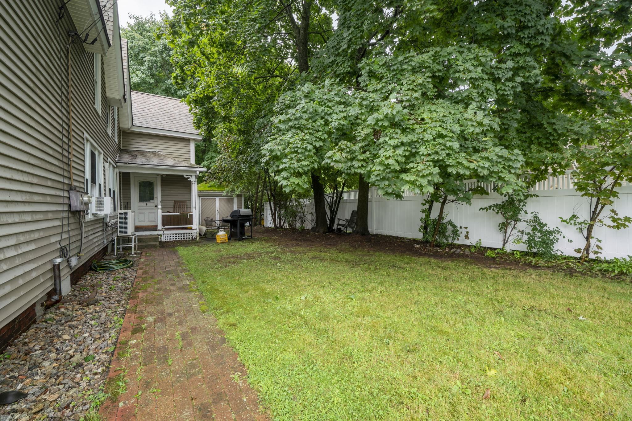 106 West Broadway Property Photo 37
