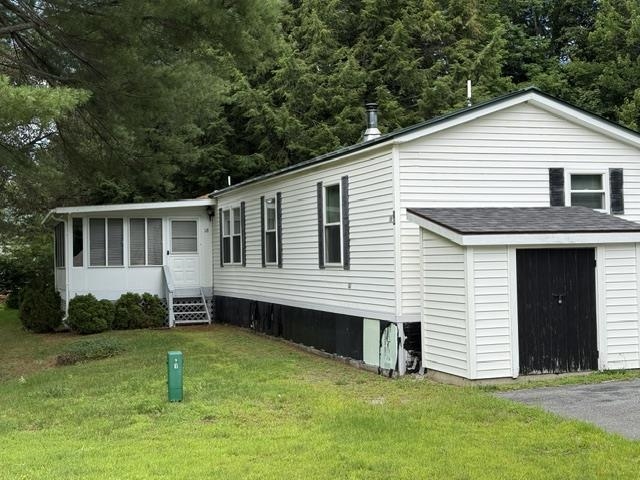 18 Tuckerville Parkway Property Photo 2