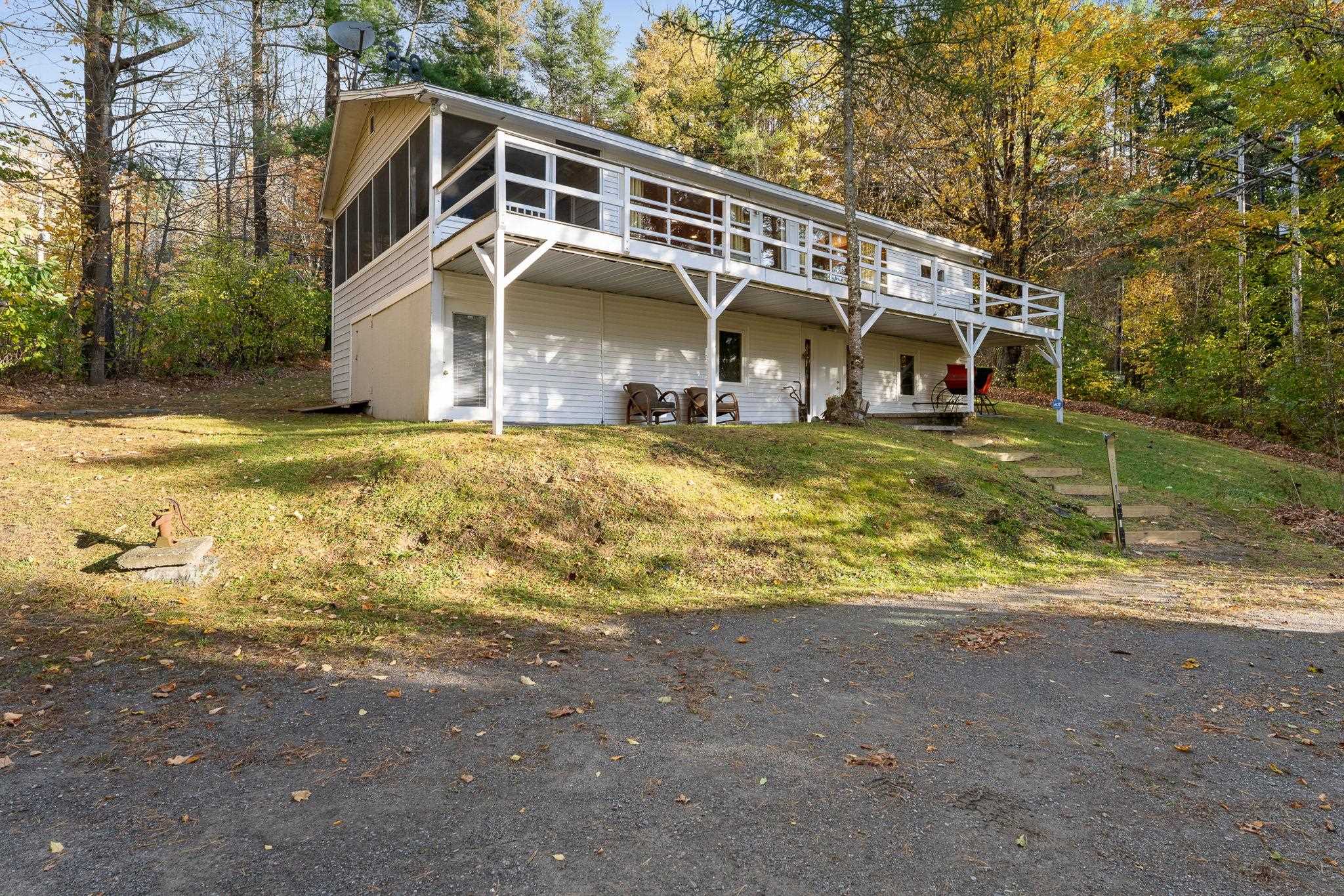 2082 Pucker Street Property Photo 2