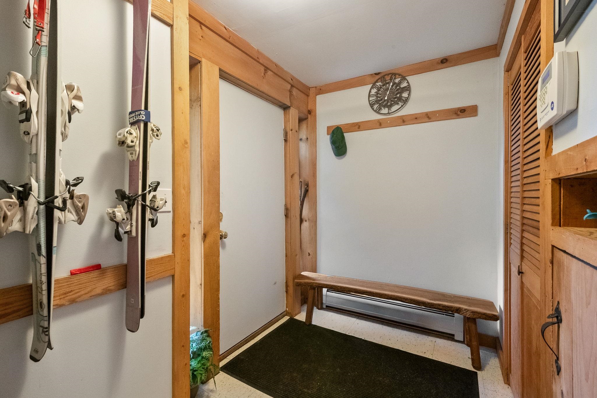 2082 Pucker Street Property Photo 11