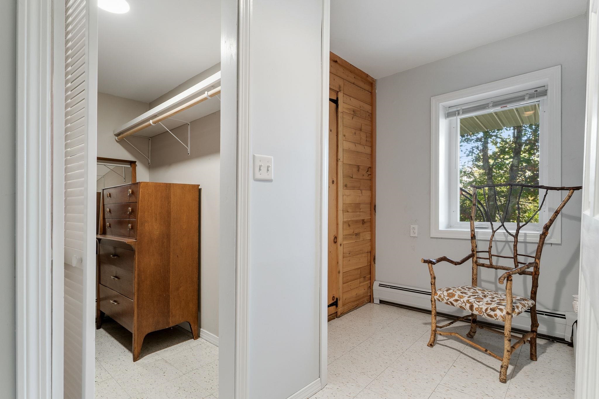 2082 Pucker Street Property Photo 19