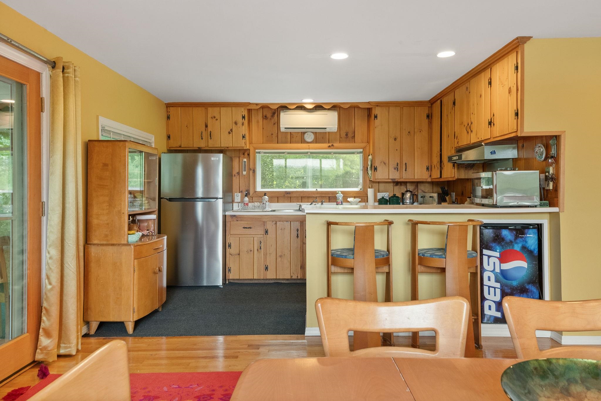 2082 Pucker Street Property Photo 21