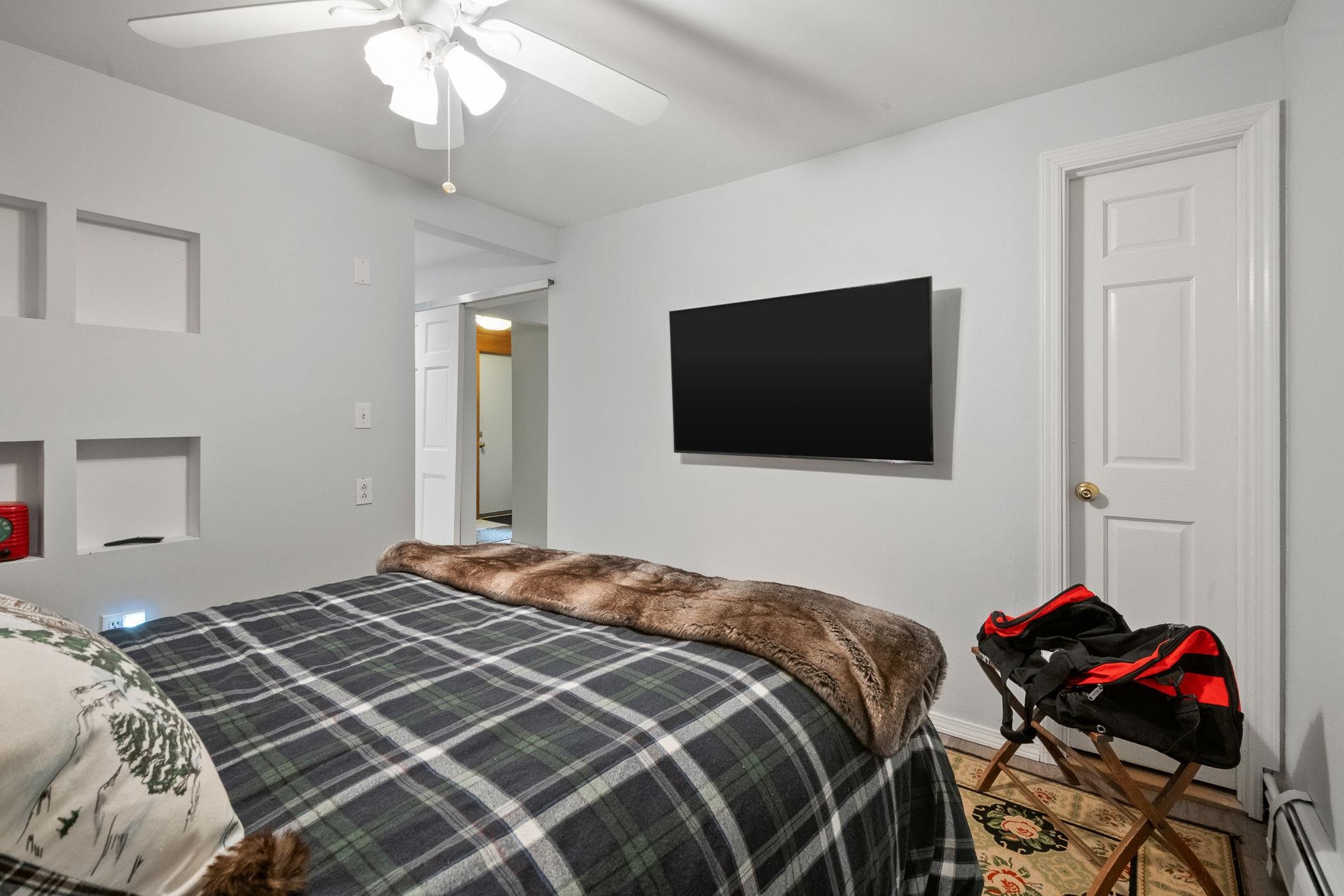 2082 Pucker Street Property Photo 30