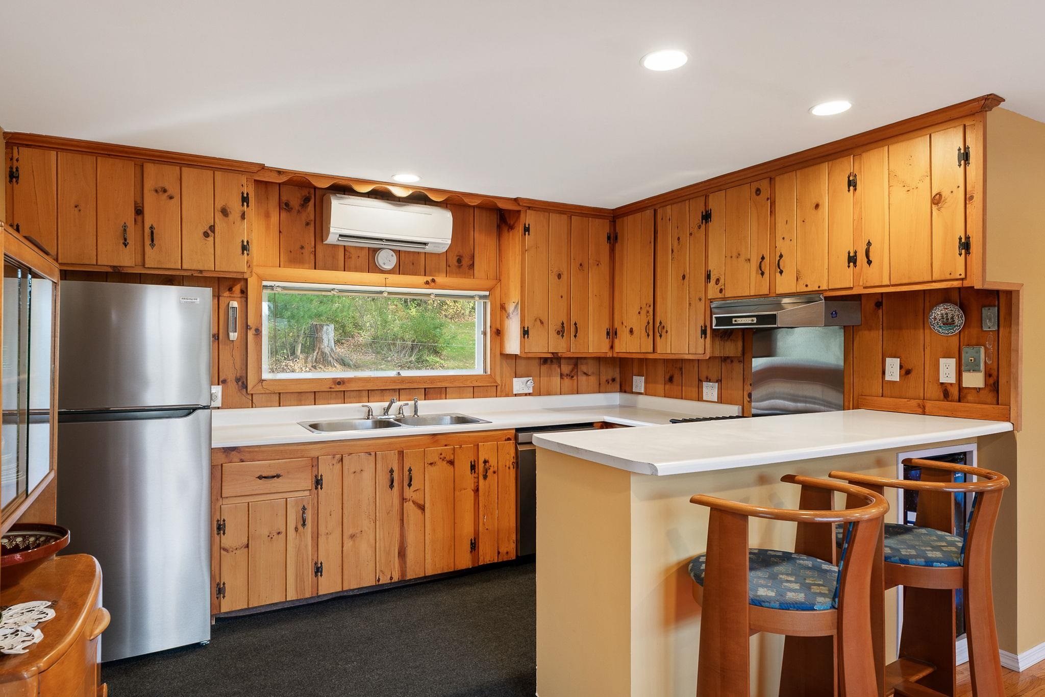 2082 Pucker Street Property Photo 40