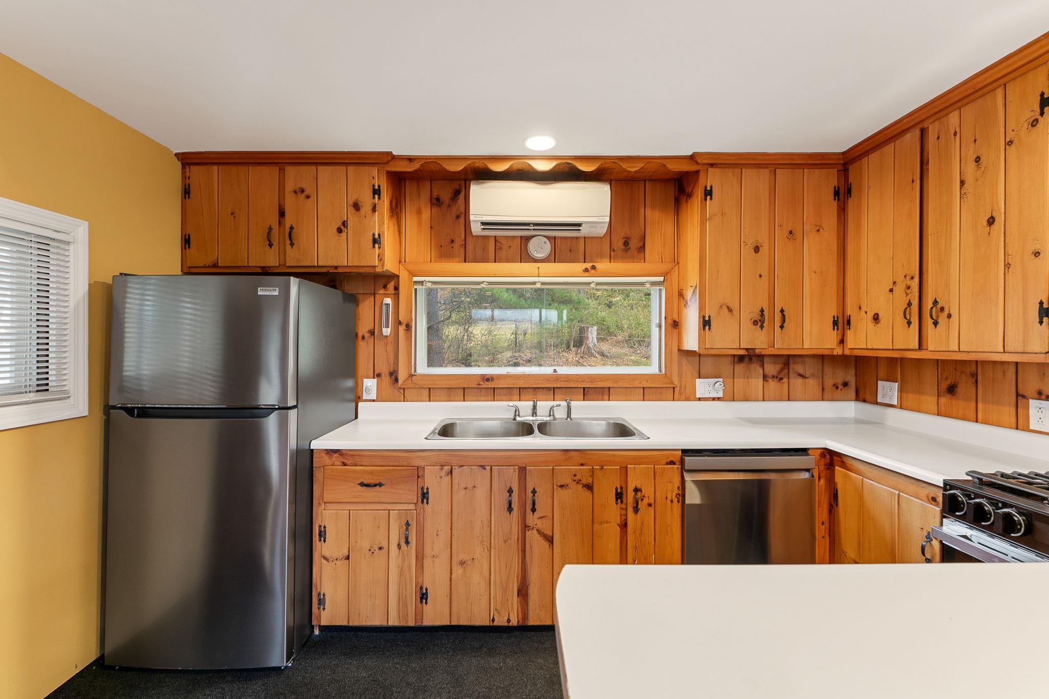 2082 Pucker Street Property Photo 41