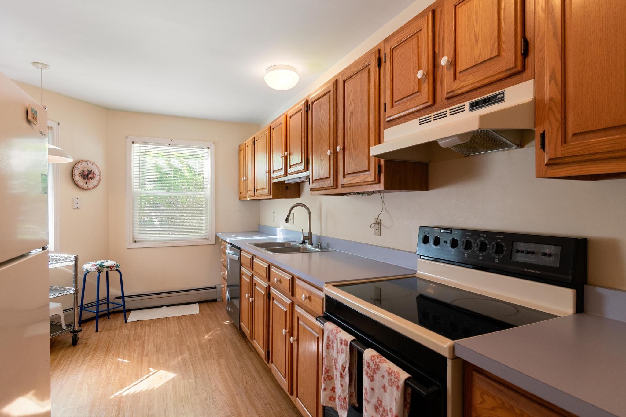 16 Clover Drive Property Photo 12