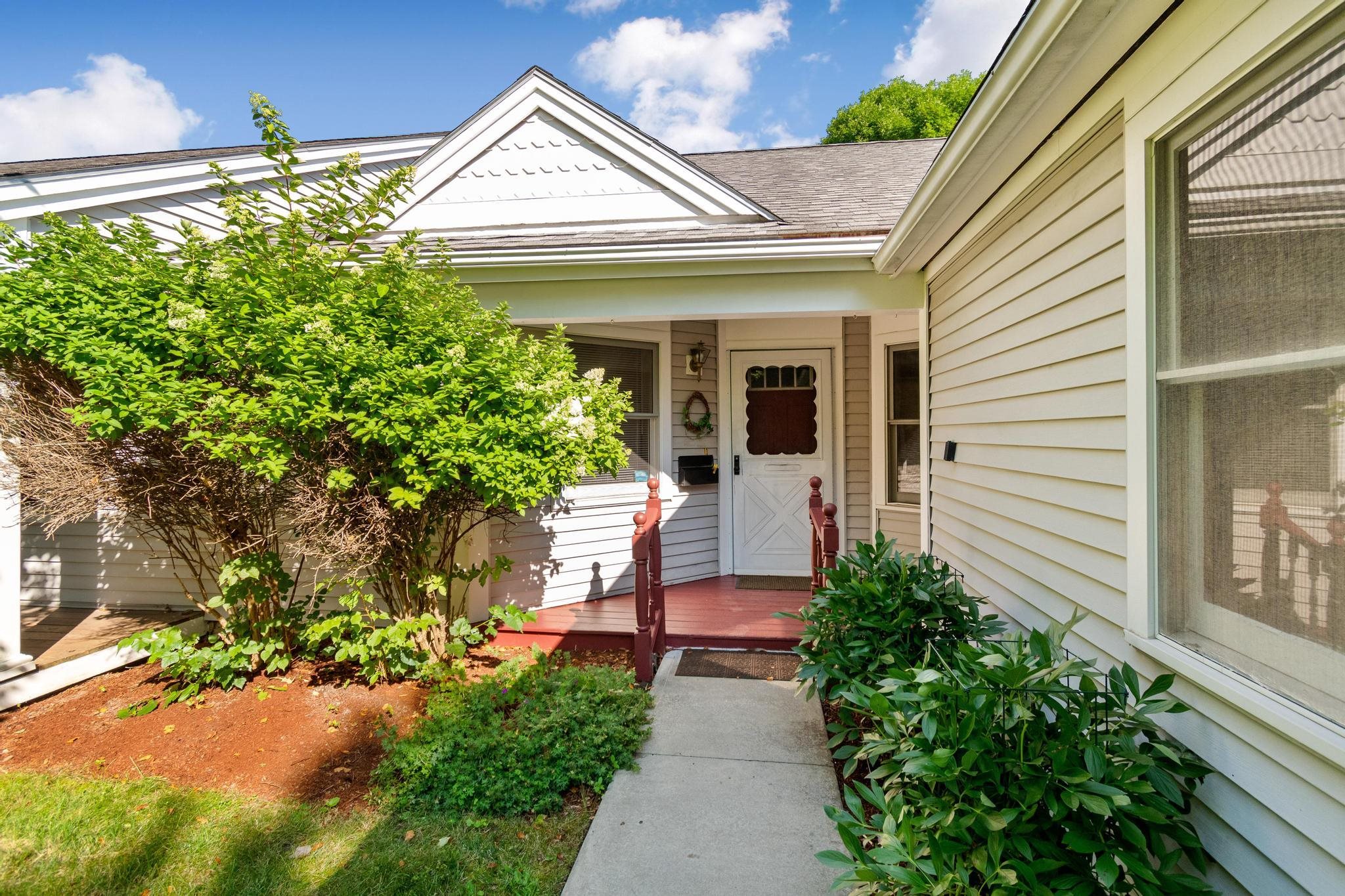 16 Clover Drive Property Photo 28