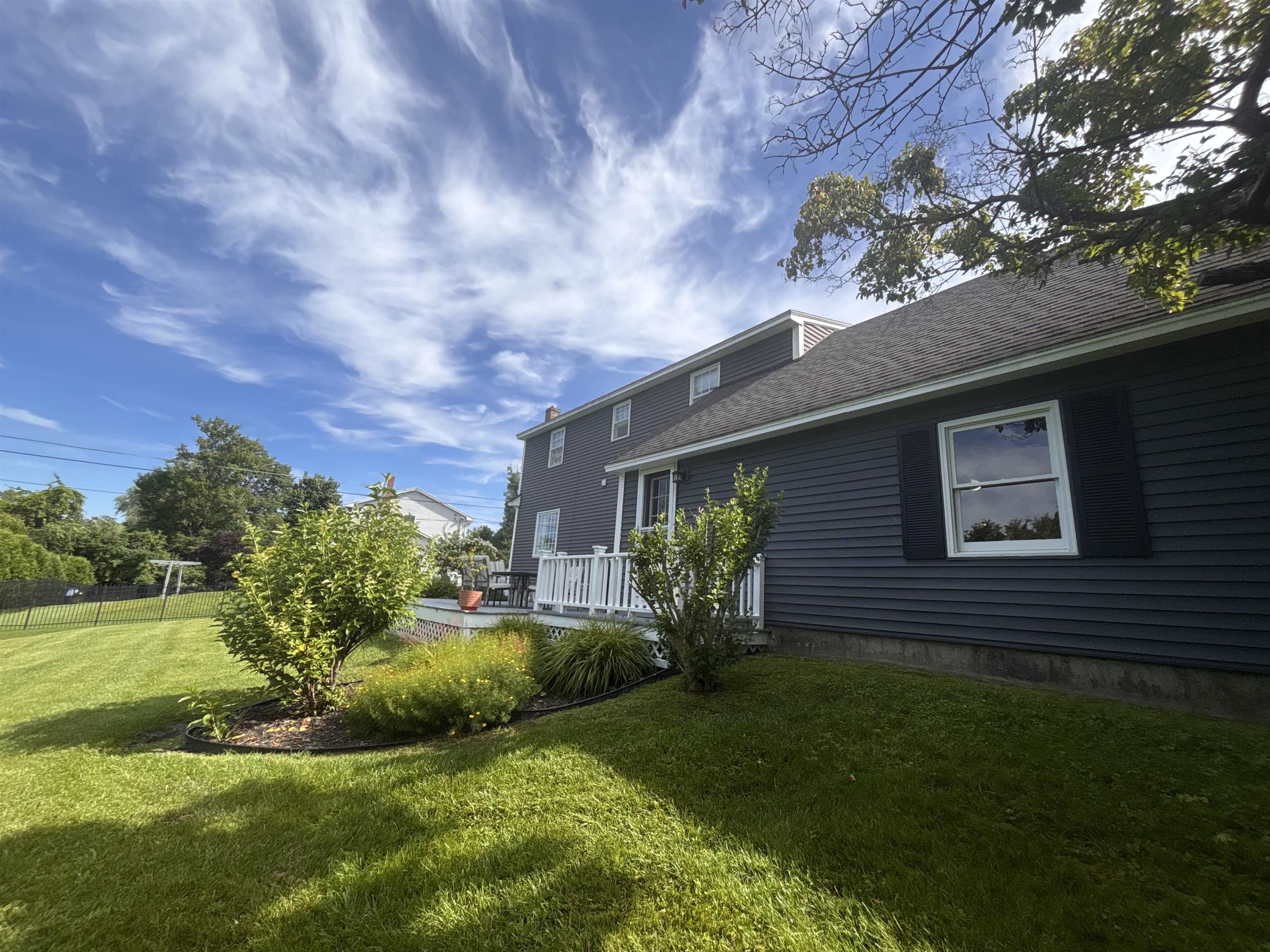 20 Edgewood Drive Property Photo 6