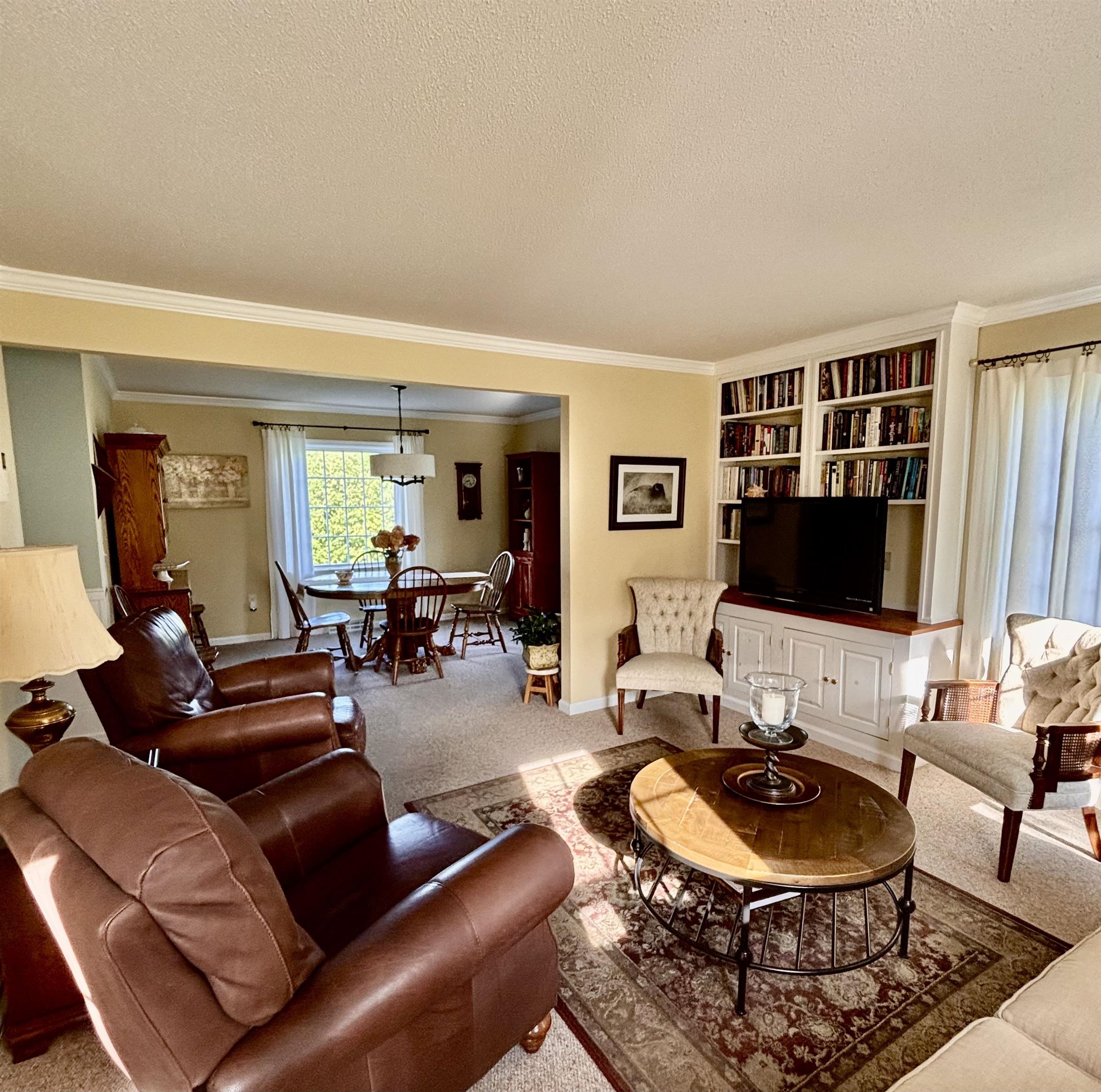 20 Edgewood Drive Property Photo 13