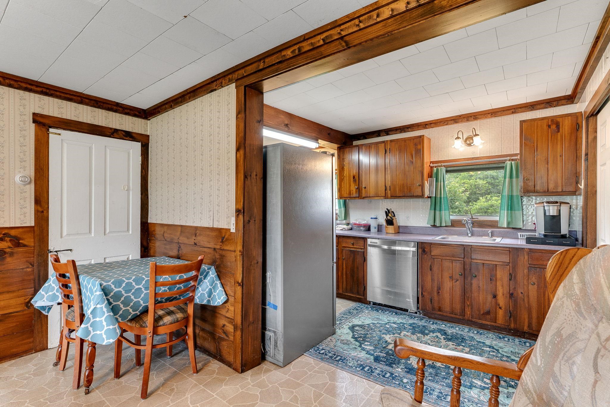 476 Us Route 2 Property Photo 13