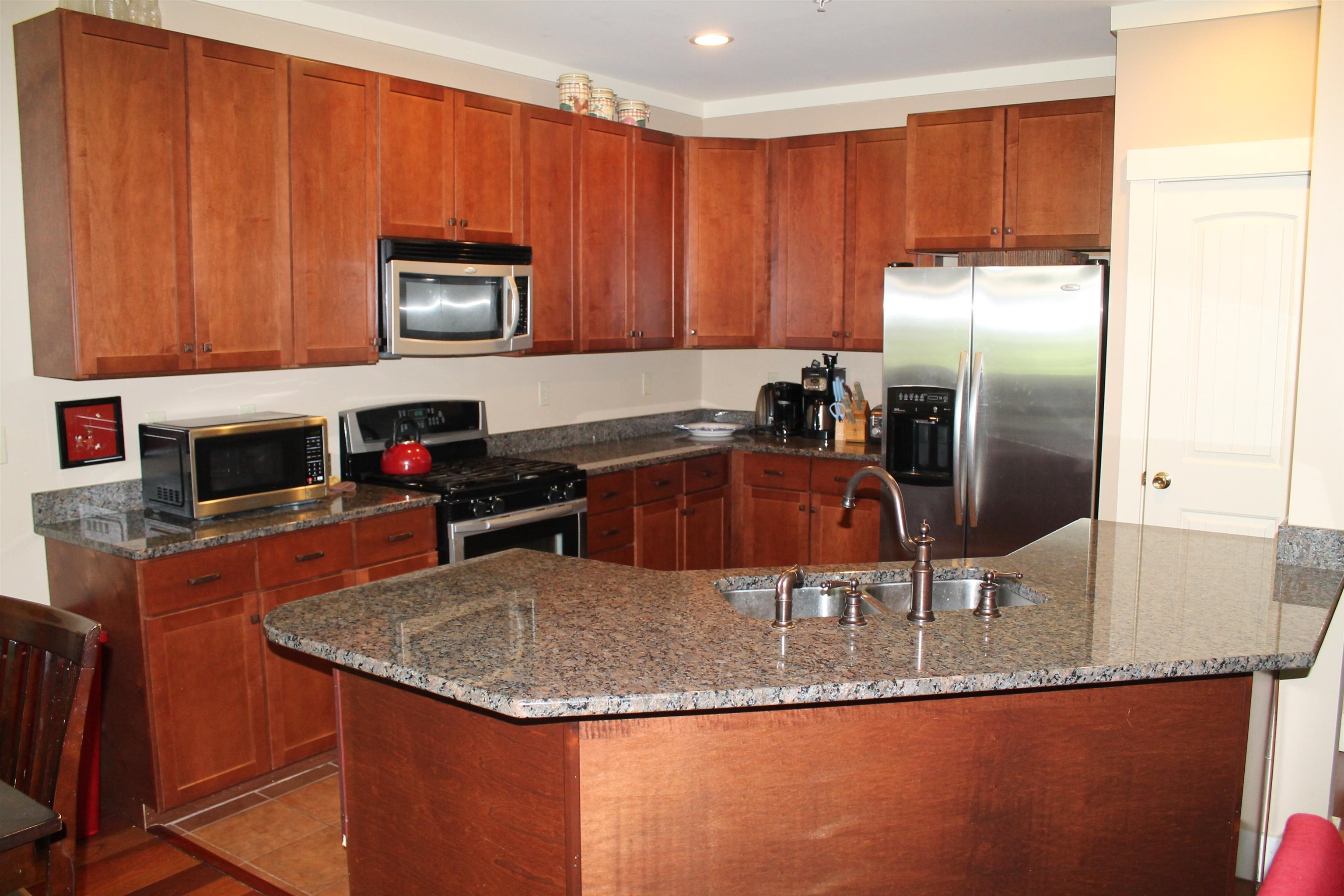 15 Riverside Terrace Drive Property Photo 7