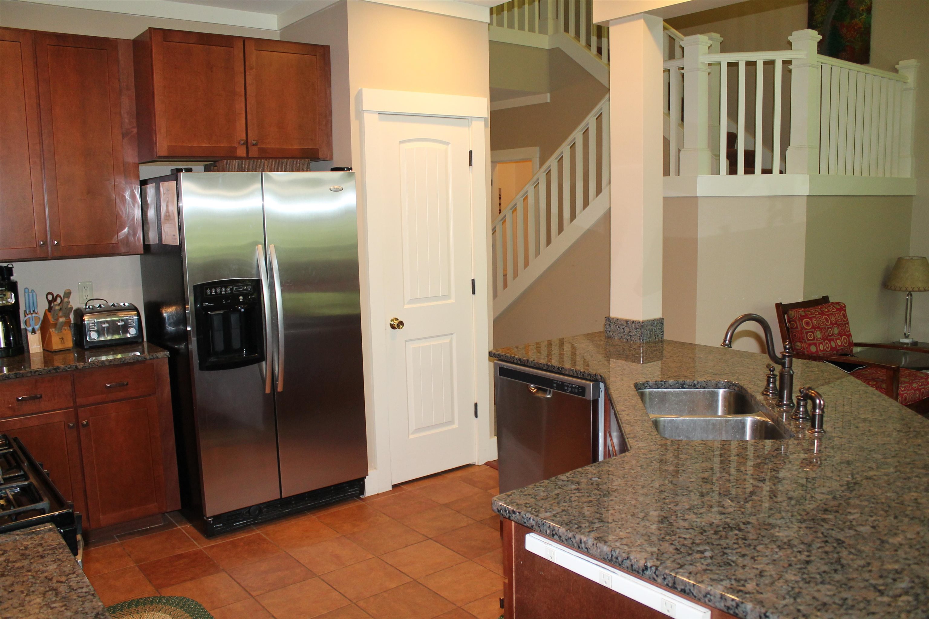 15 Riverside Terrace Drive Property Photo 9