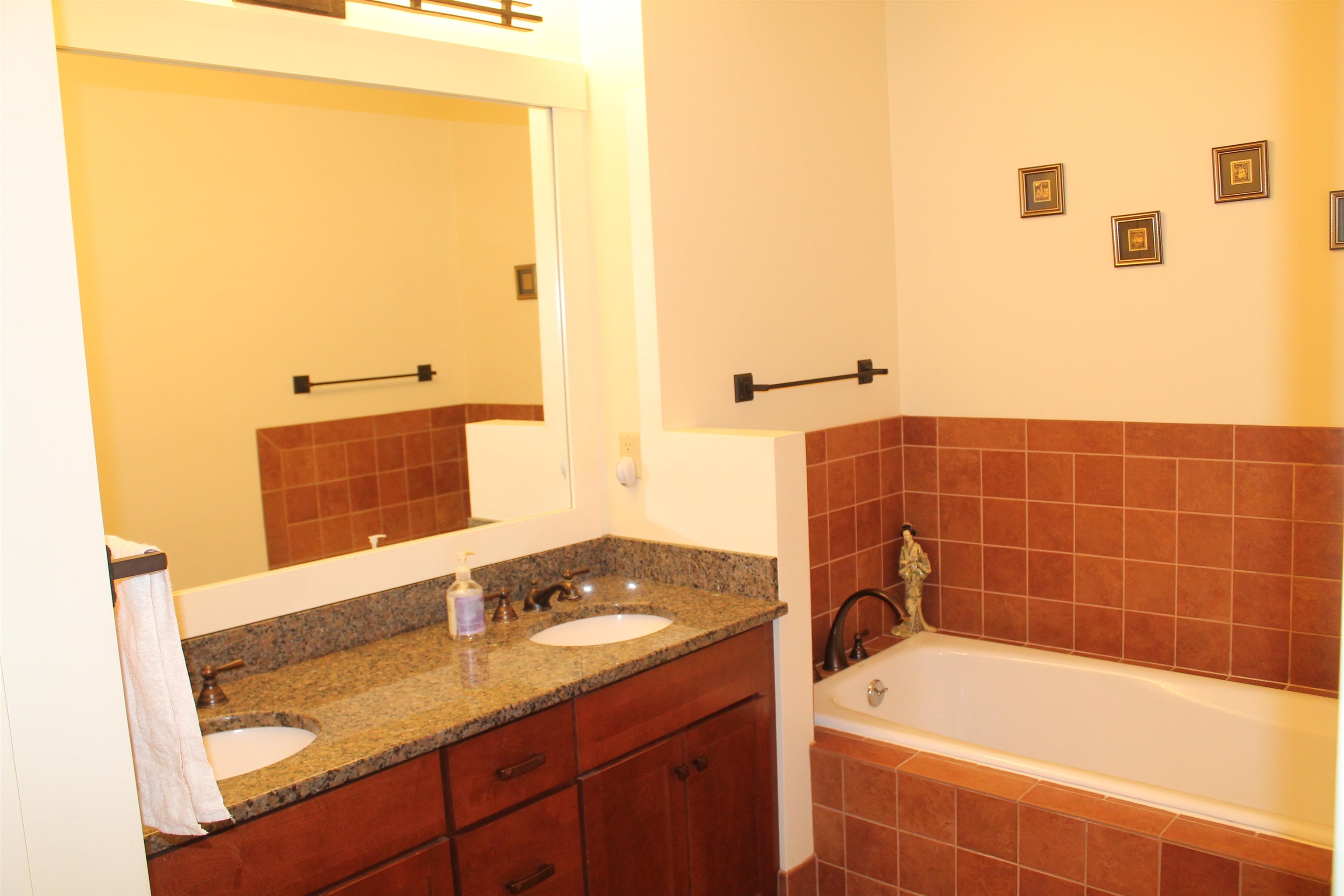 15 Riverside Terrace Drive Property Photo 29