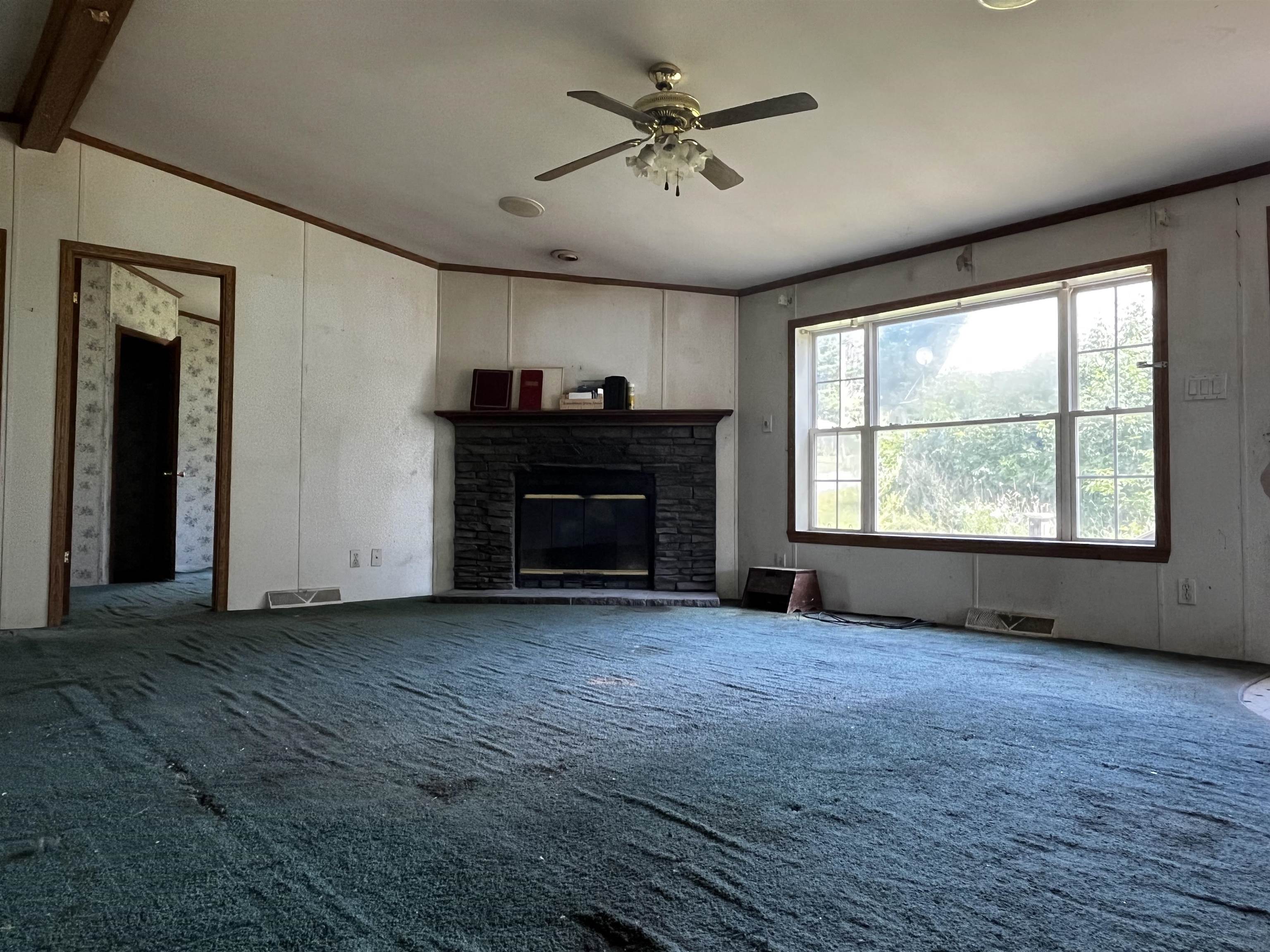 135 West Main Street Property Photo 14