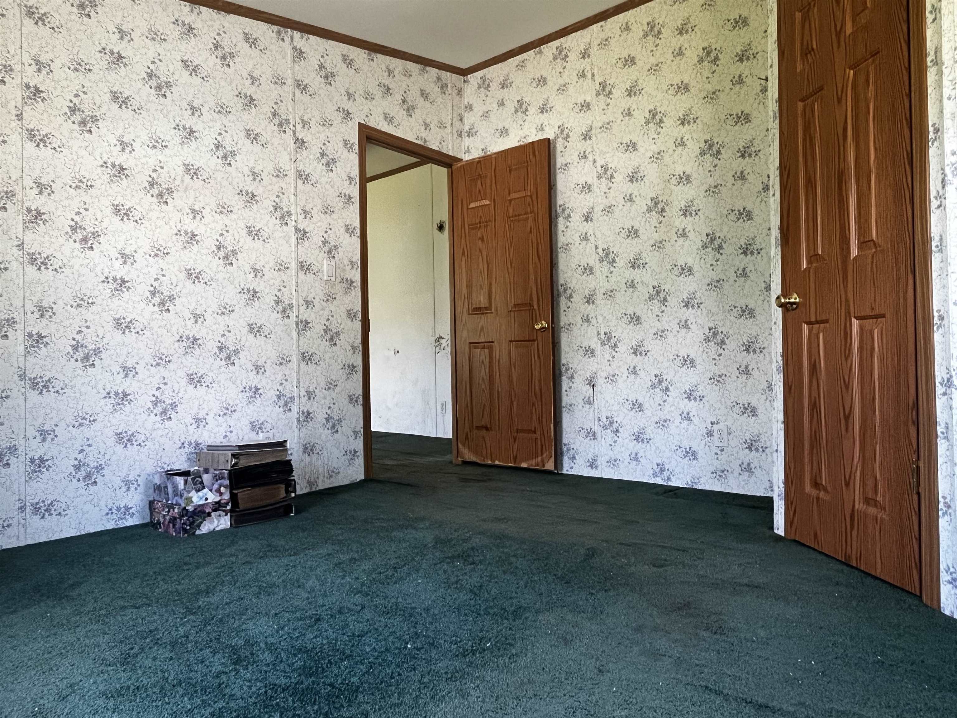 135 West Main Street Property Photo 38