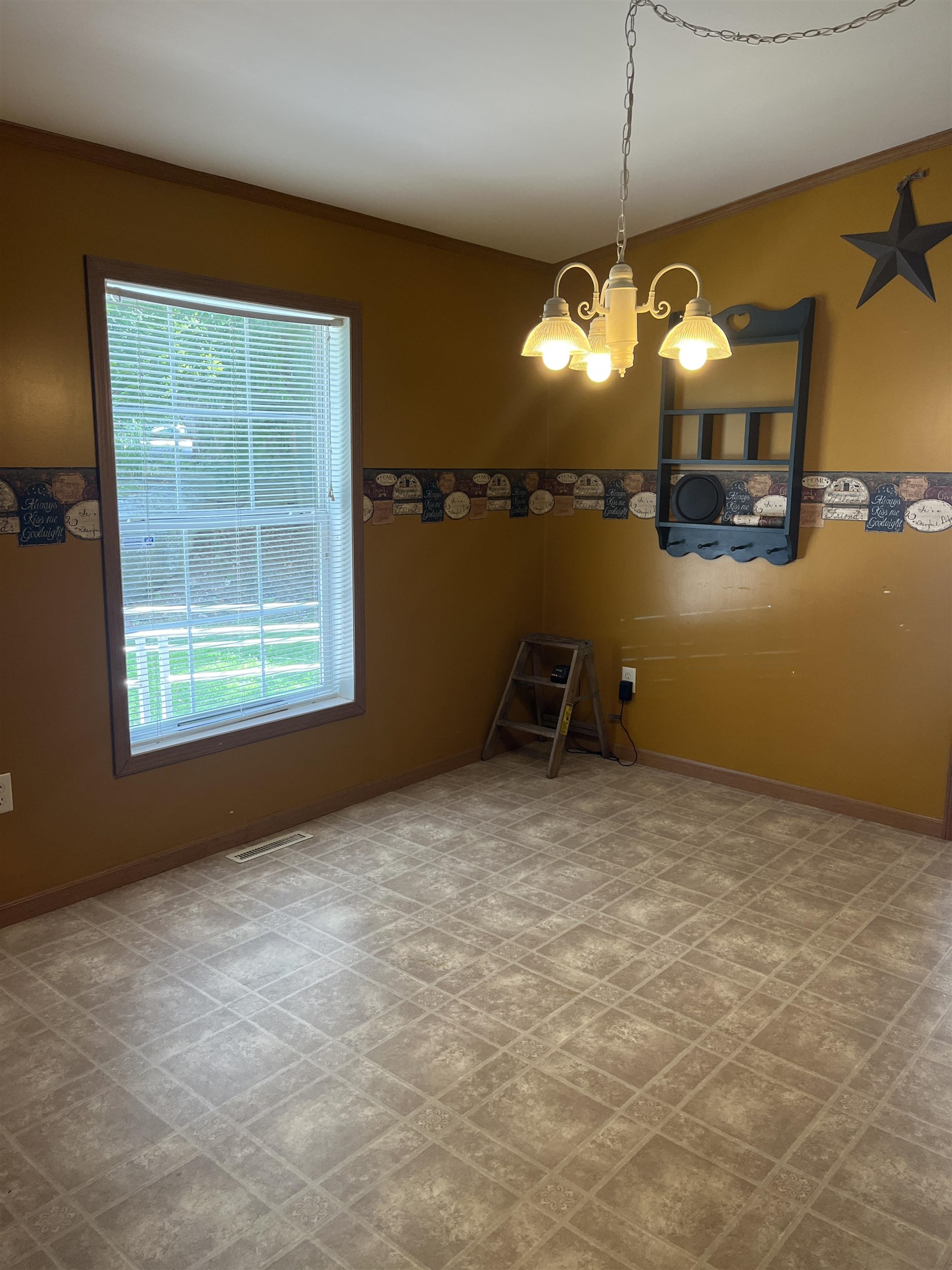 34 Ivy Lane Property Photo 18