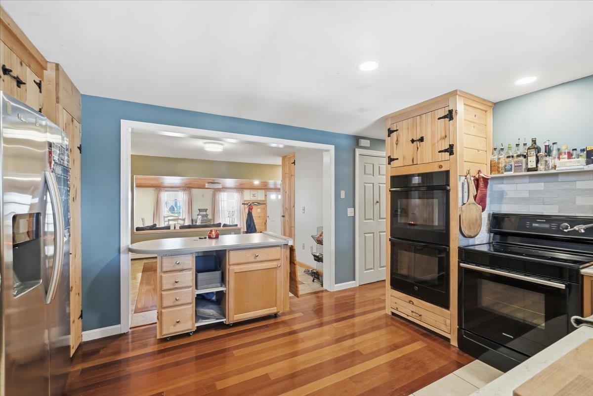 236 Baker Street Property Photo 10