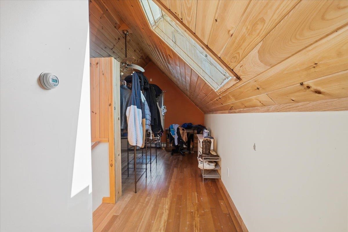 236 Baker Street Property Photo 29