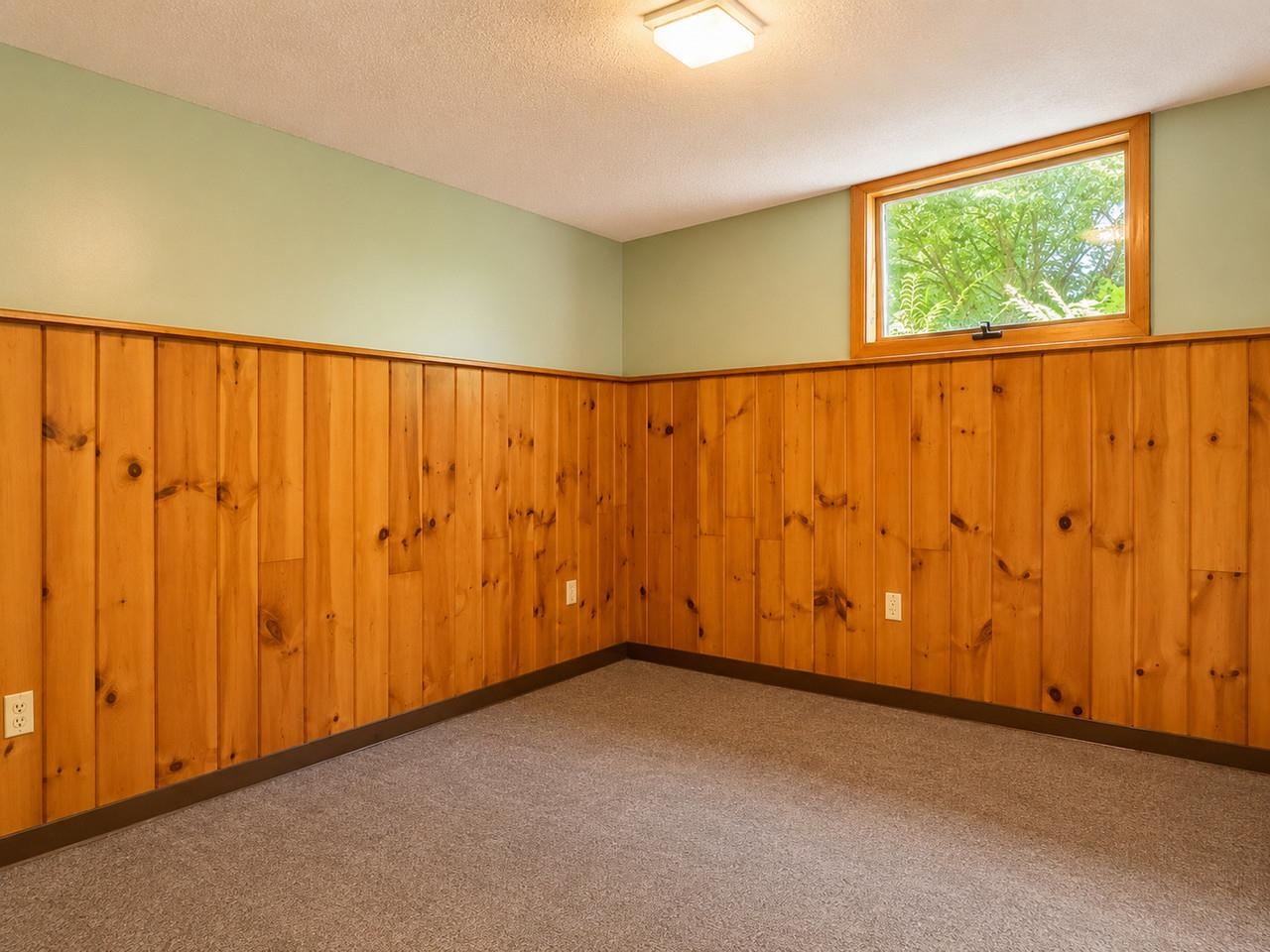 7 Forest Road Property Photo 23