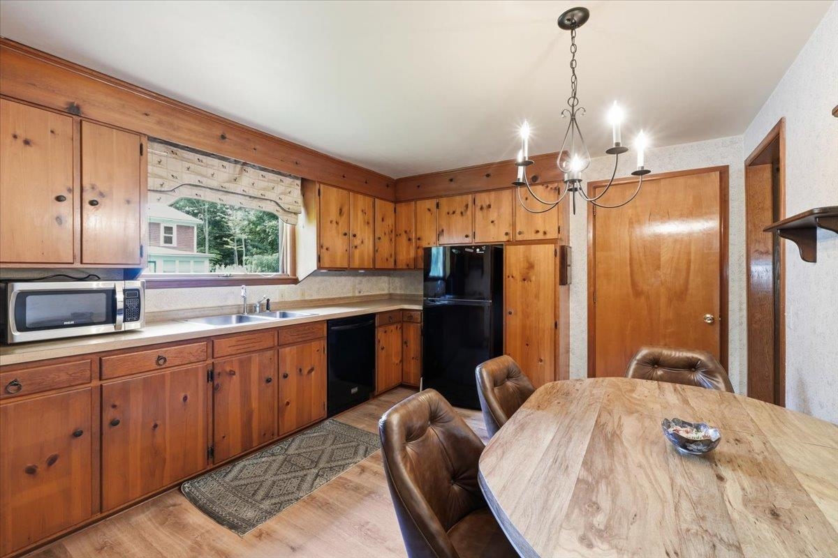 7-9 Oak Street Property Photo 7