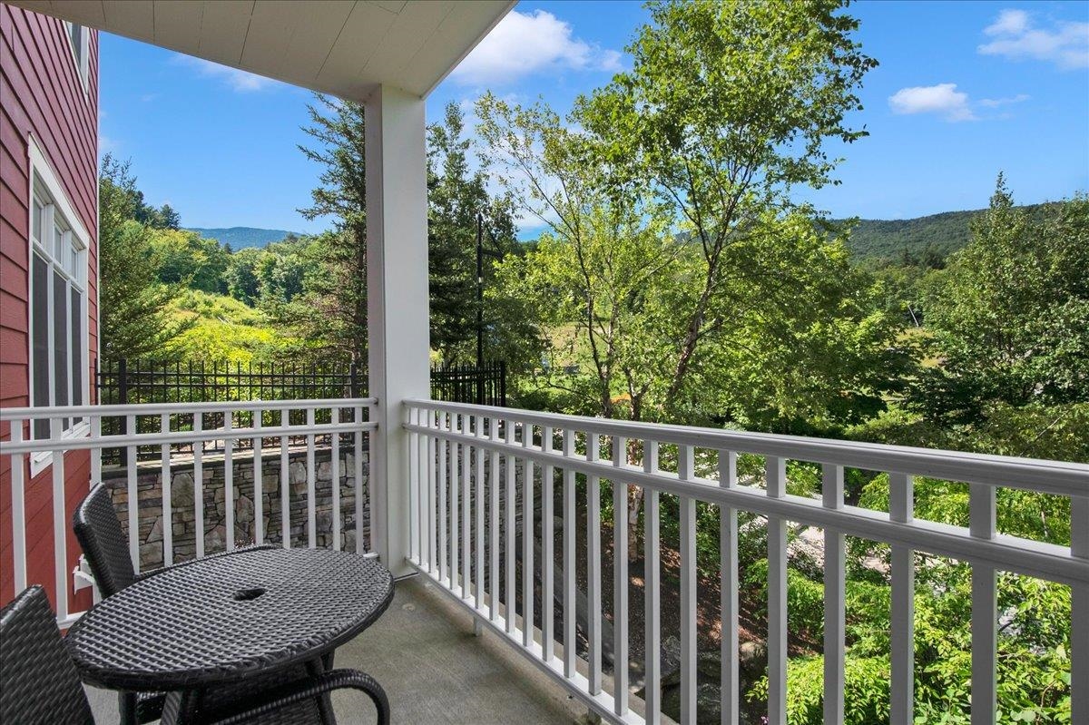 102 Forest Drive Property Photo 4