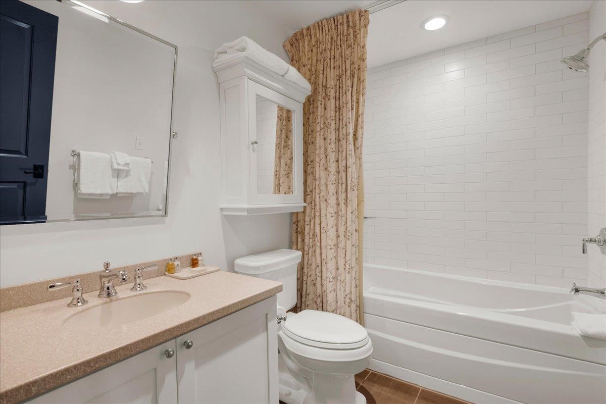 102 Forest Drive Property Photo 27