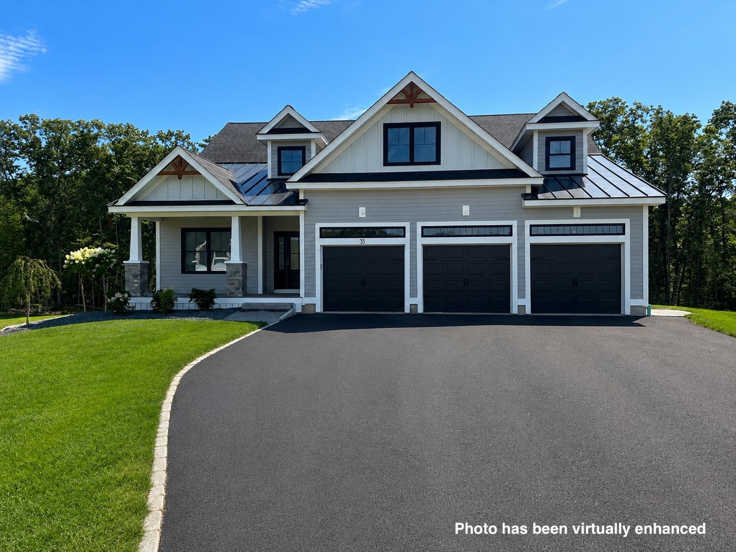 35 Signature Circle Property Photo 1