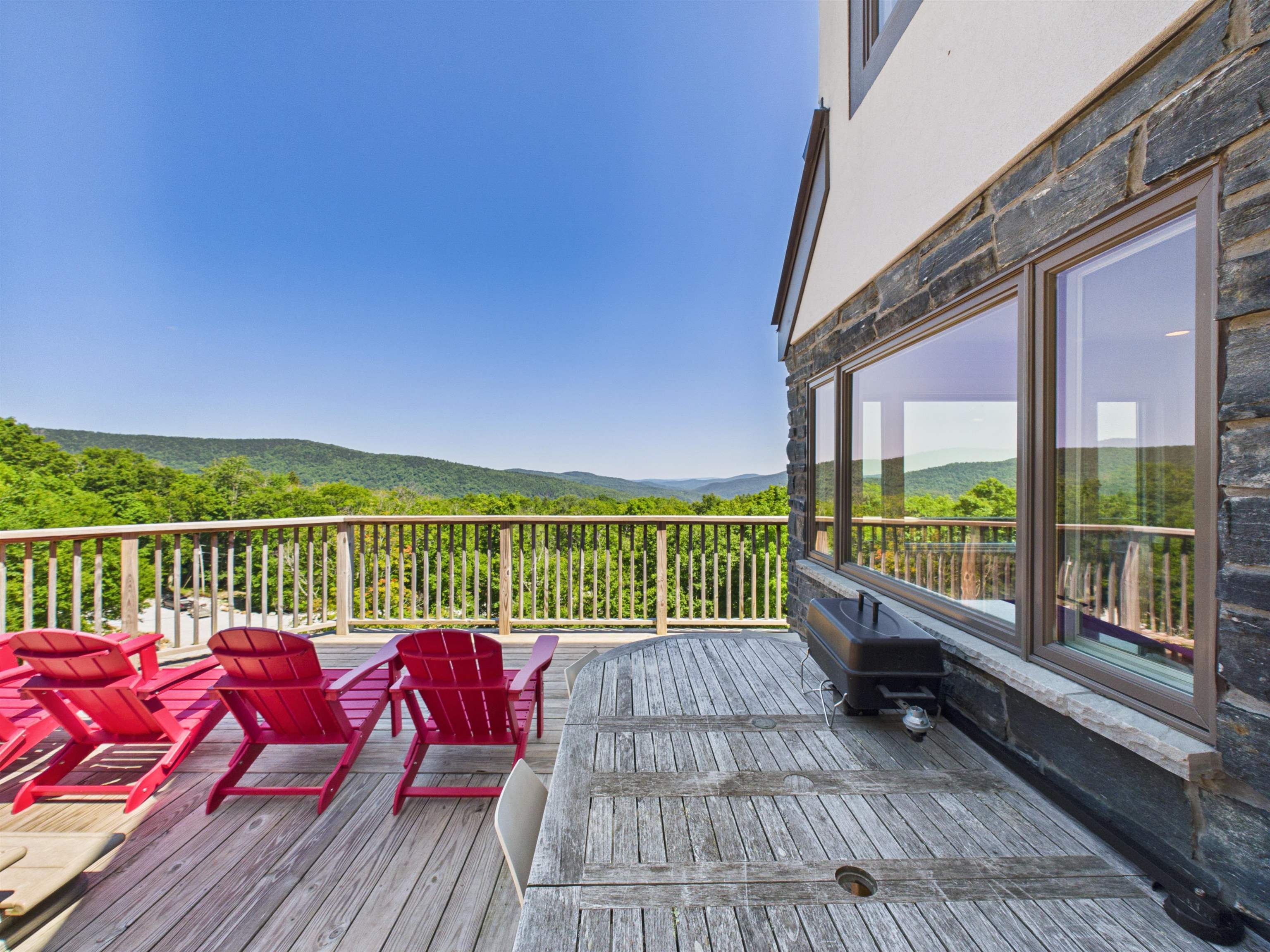 350 Trailside Drive Property Photo 1