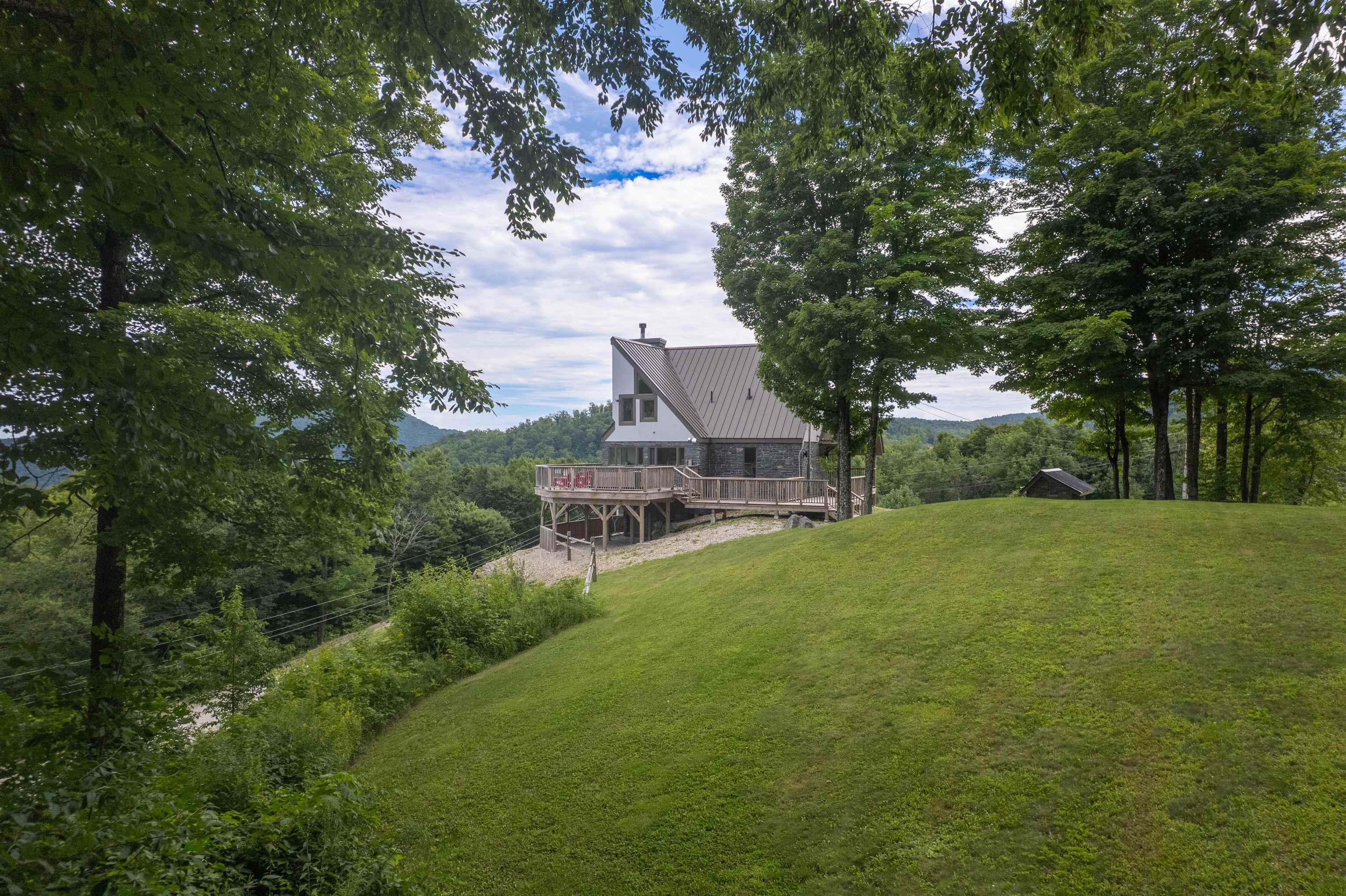 350 Trailside Drive Property Photo 4