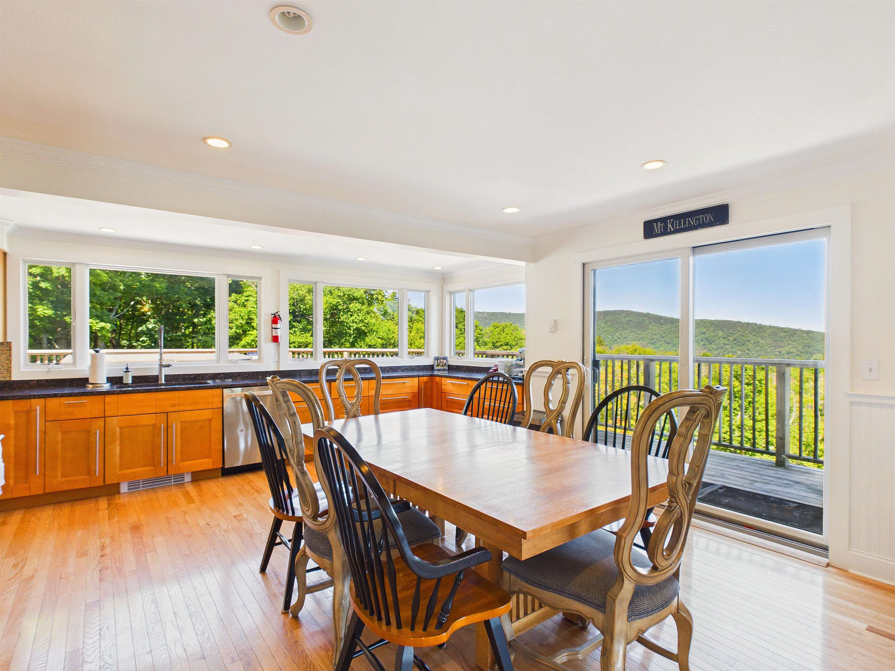 350 Trailside Drive Property Photo 12