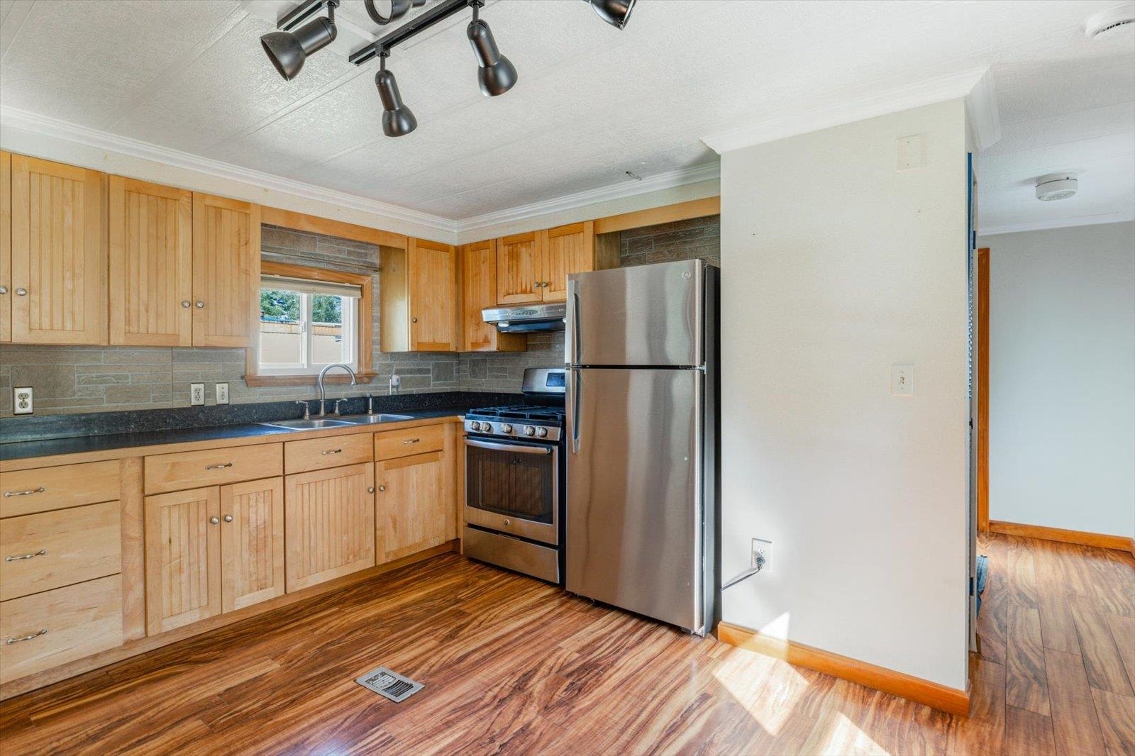 3 Nut Hatch Lane Property Photo 18