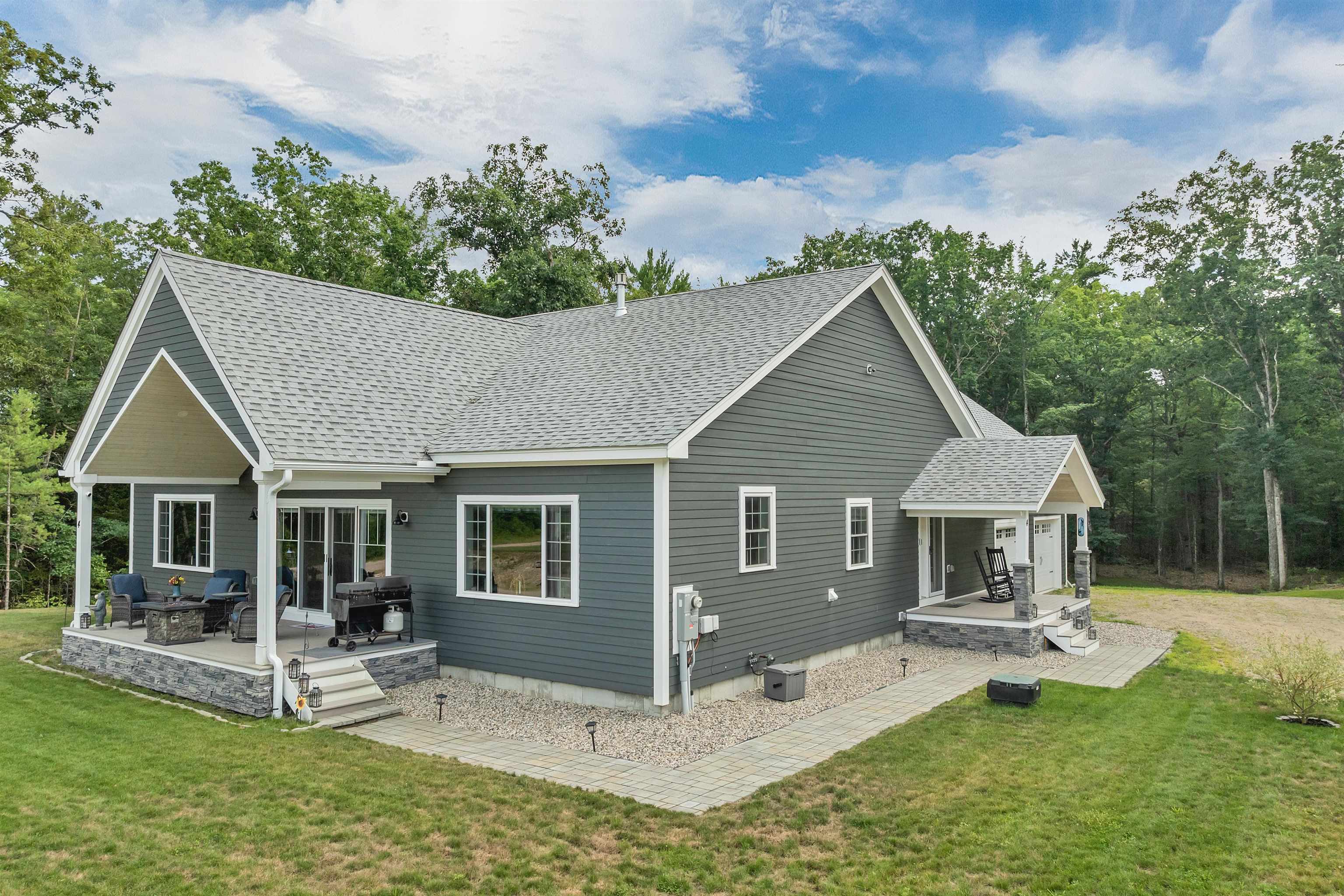 4 Remington Court Property Photo 1