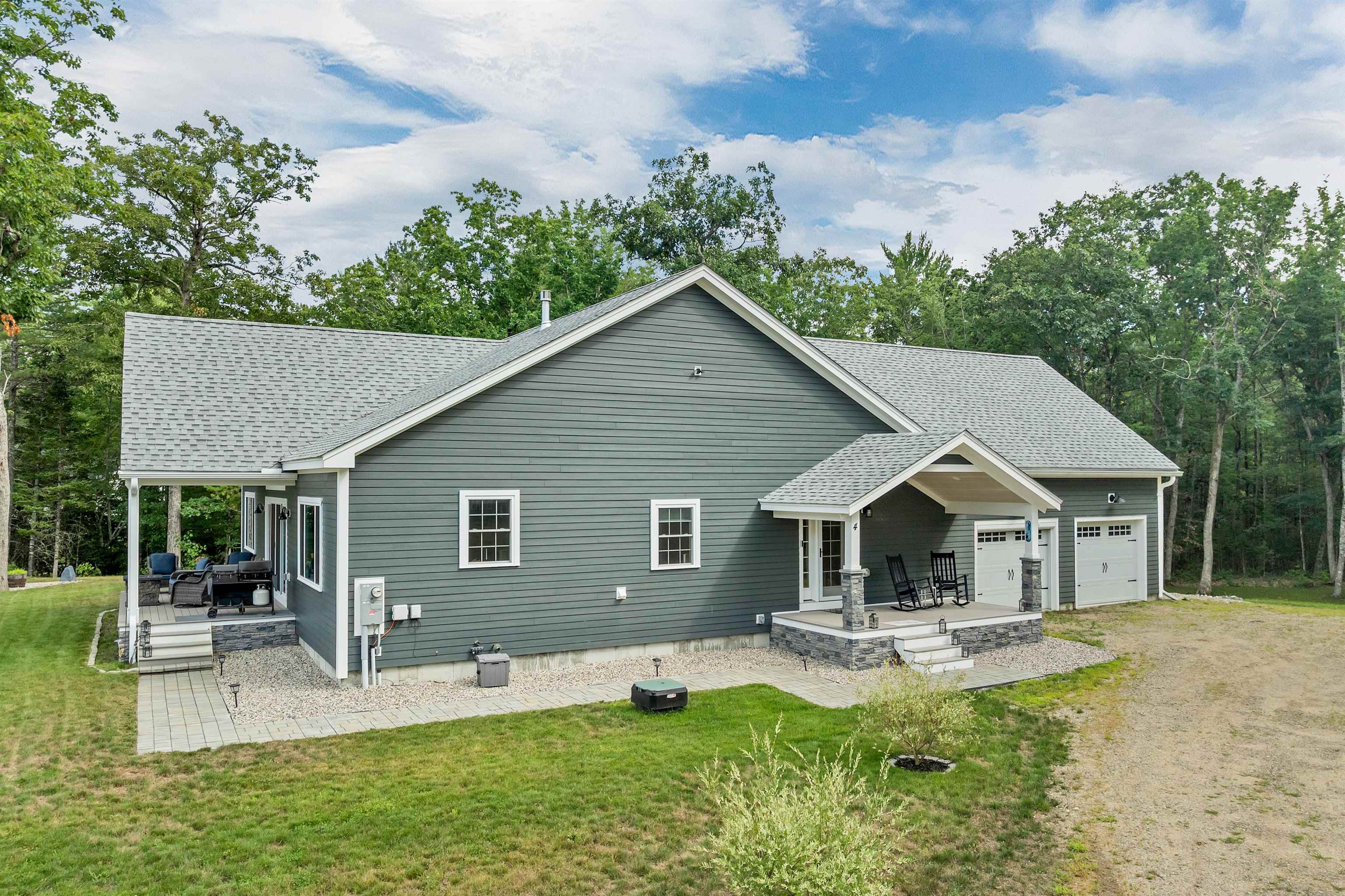 4 Remington Court Property Photo 3