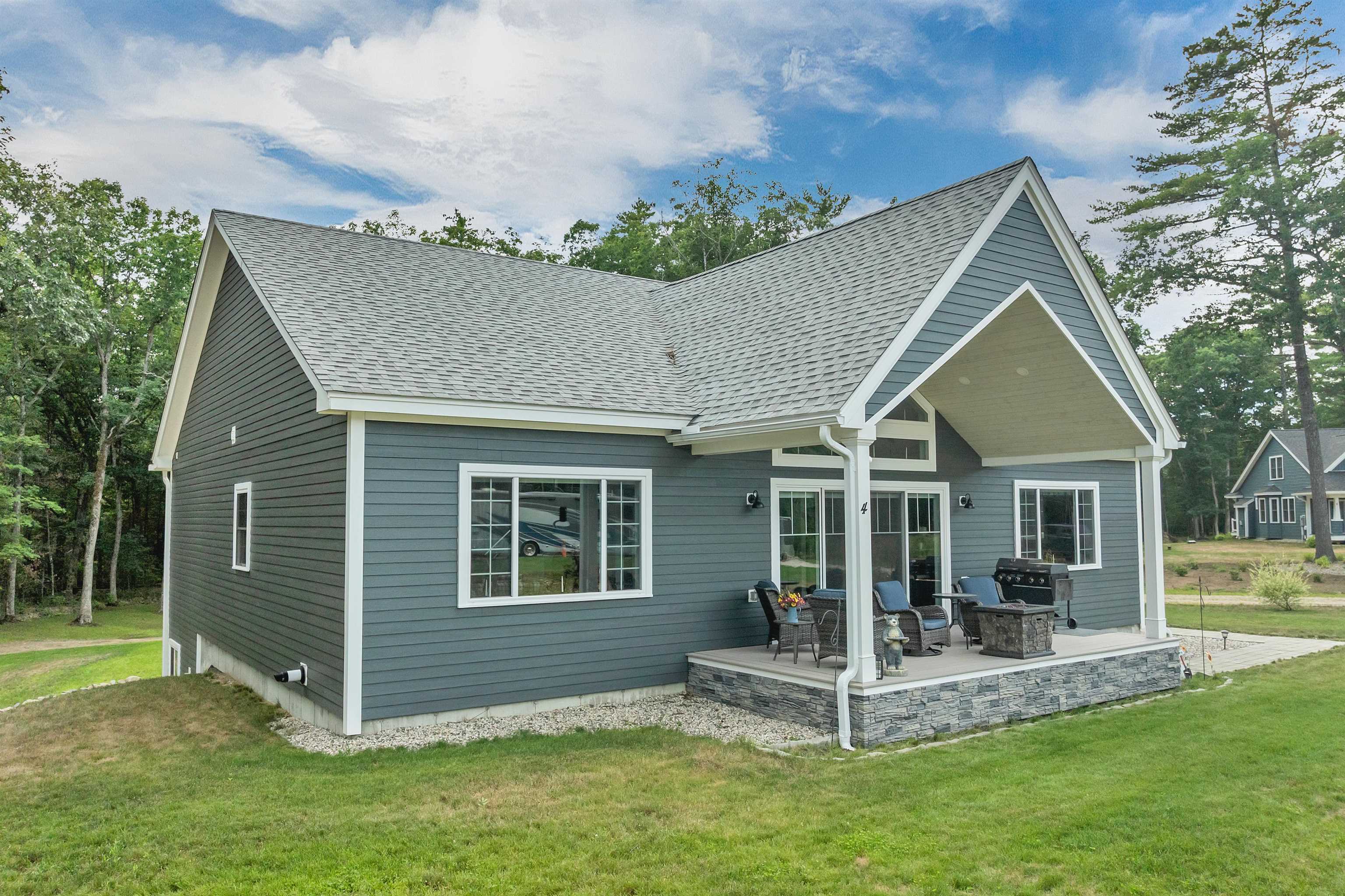 4 Remington Court Property Photo 4
