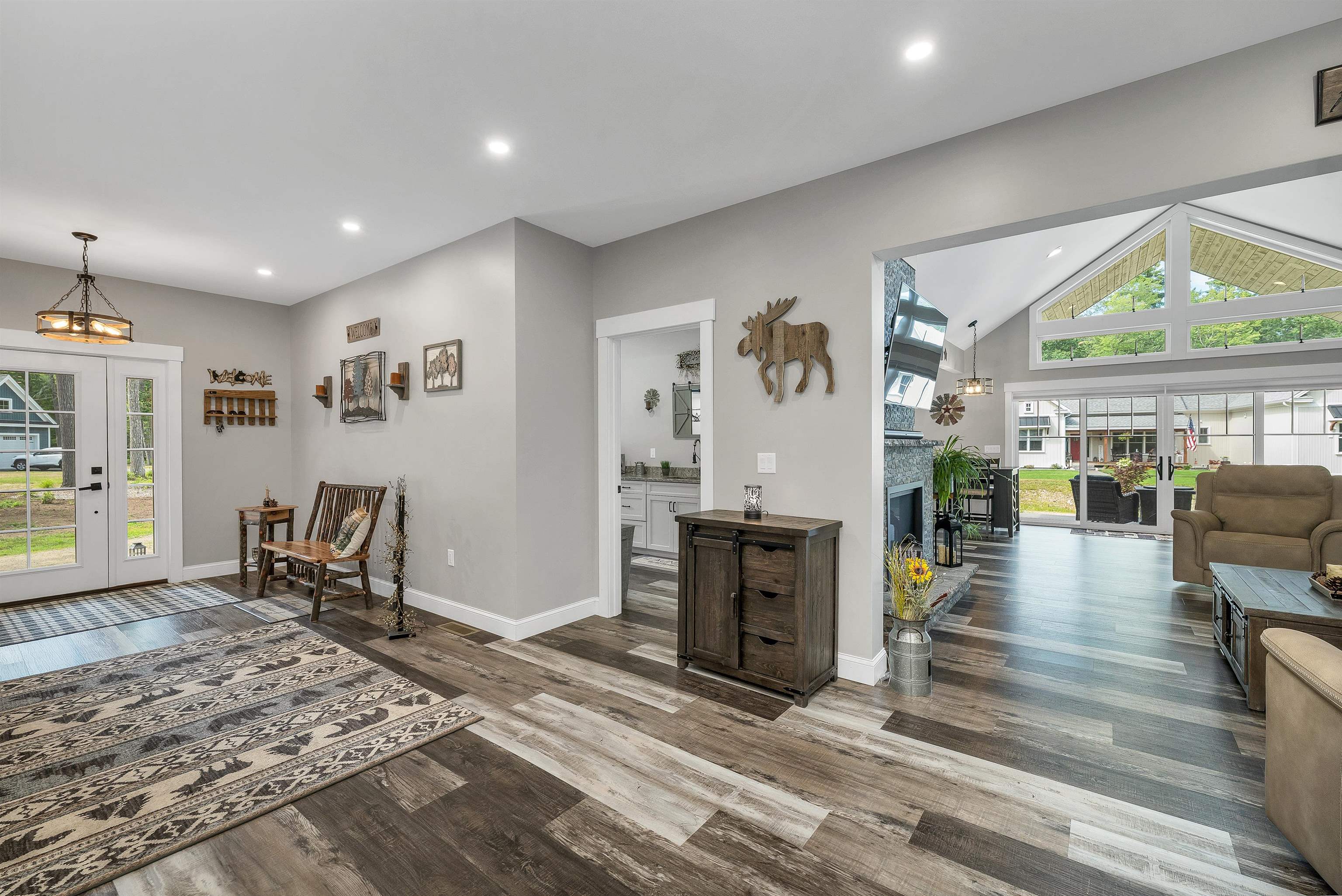 4 Remington Court Property Photo 11