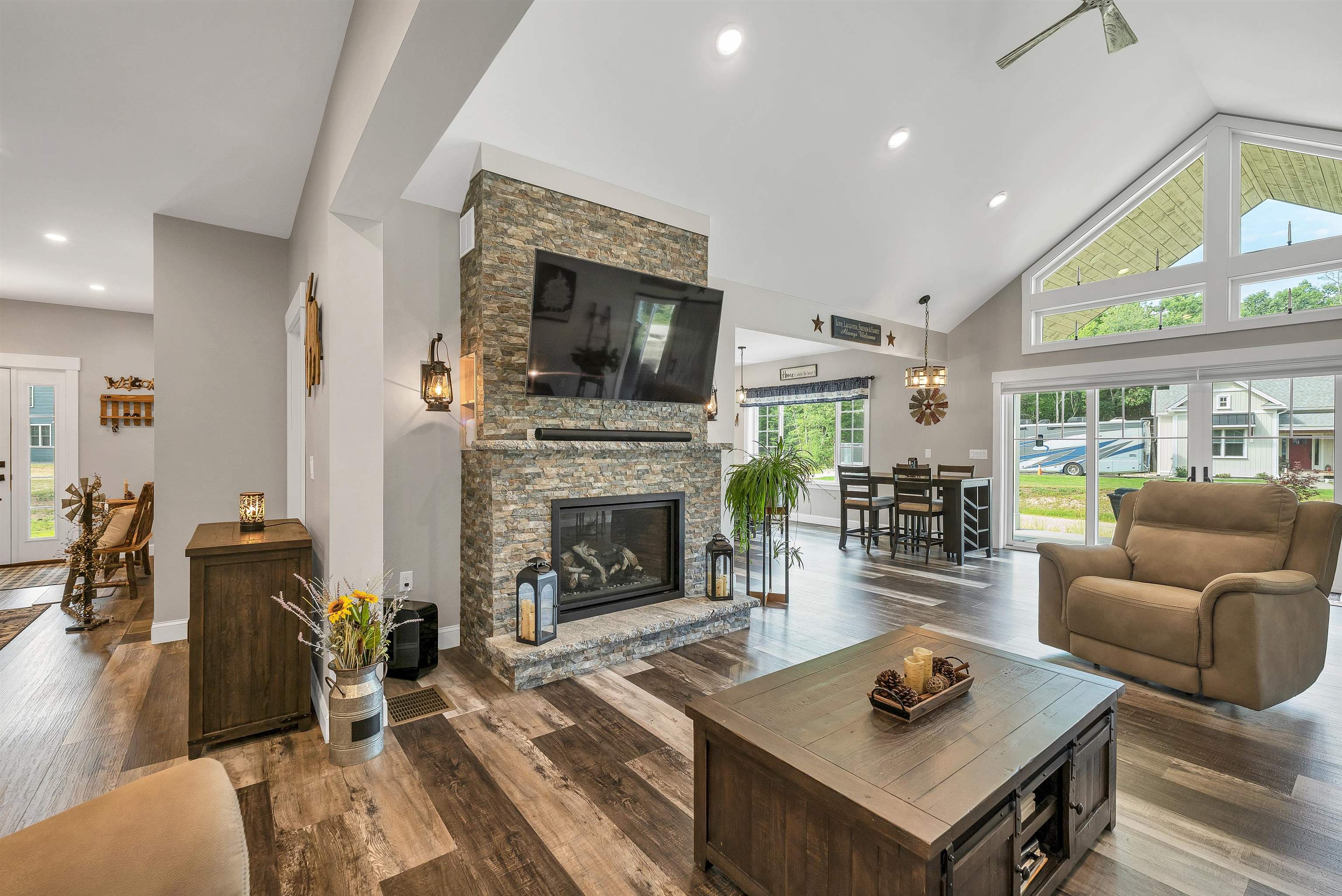 4 Remington Court Property Photo 13