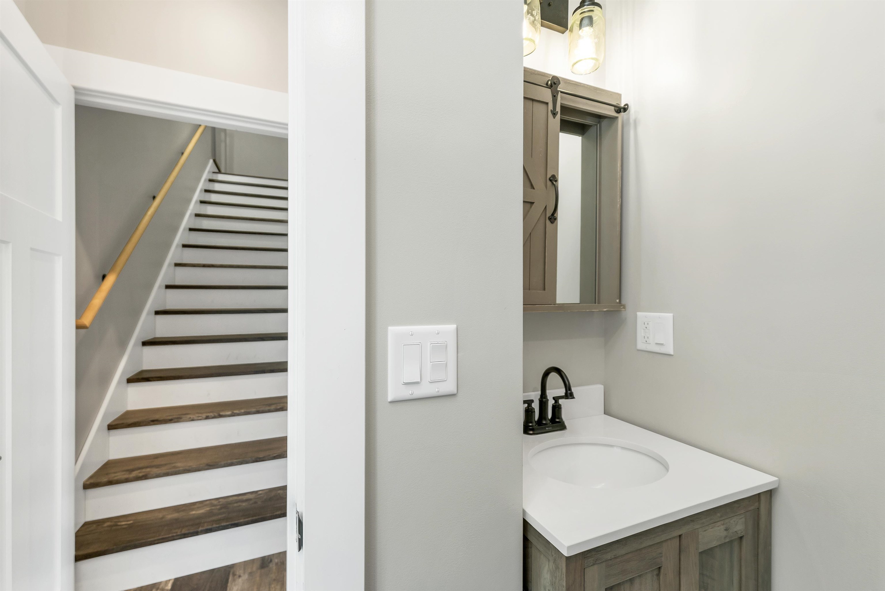 4 Remington Court Property Photo 17