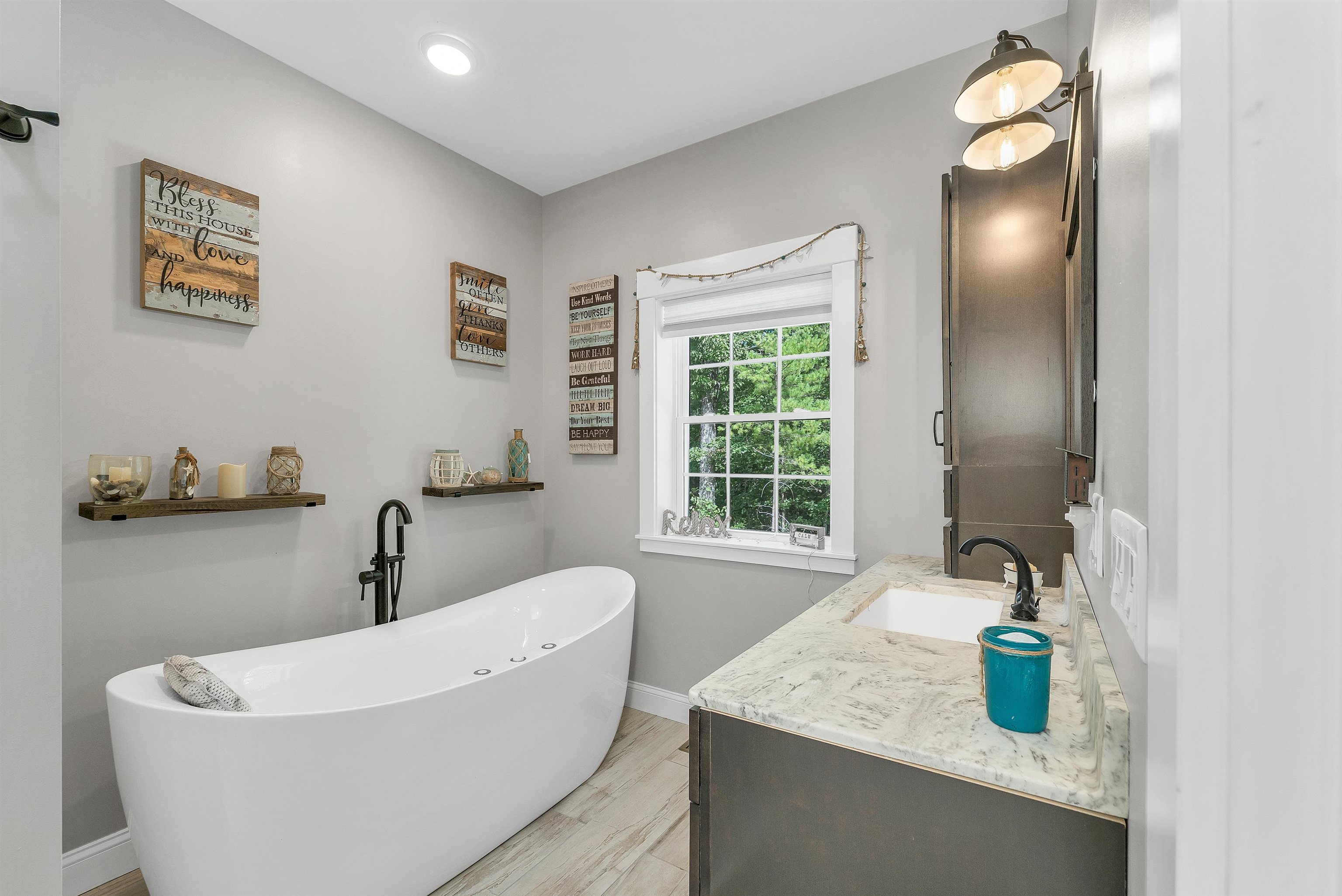 4 Remington Court Property Photo 21