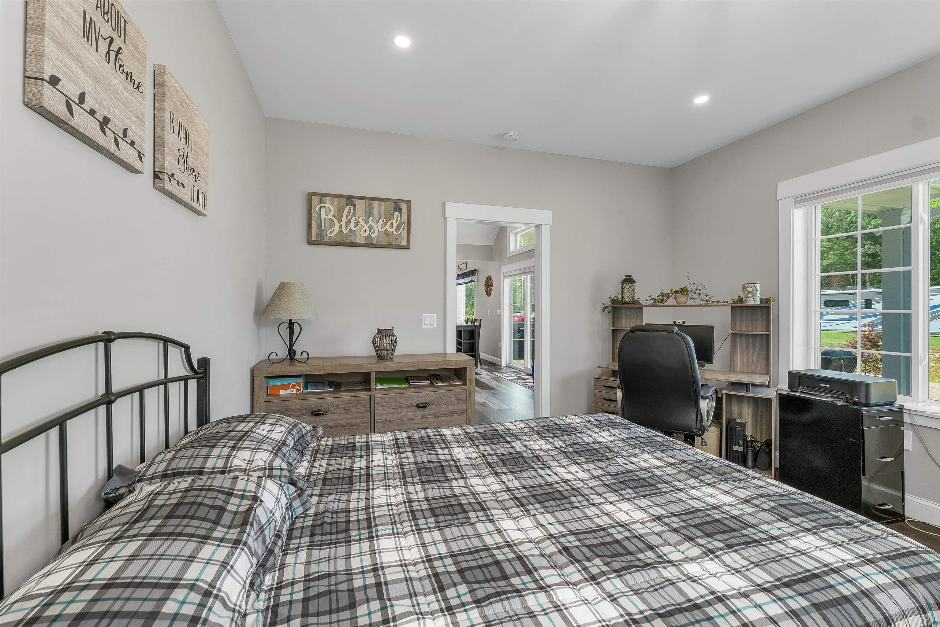 4 Remington Court Property Photo 26