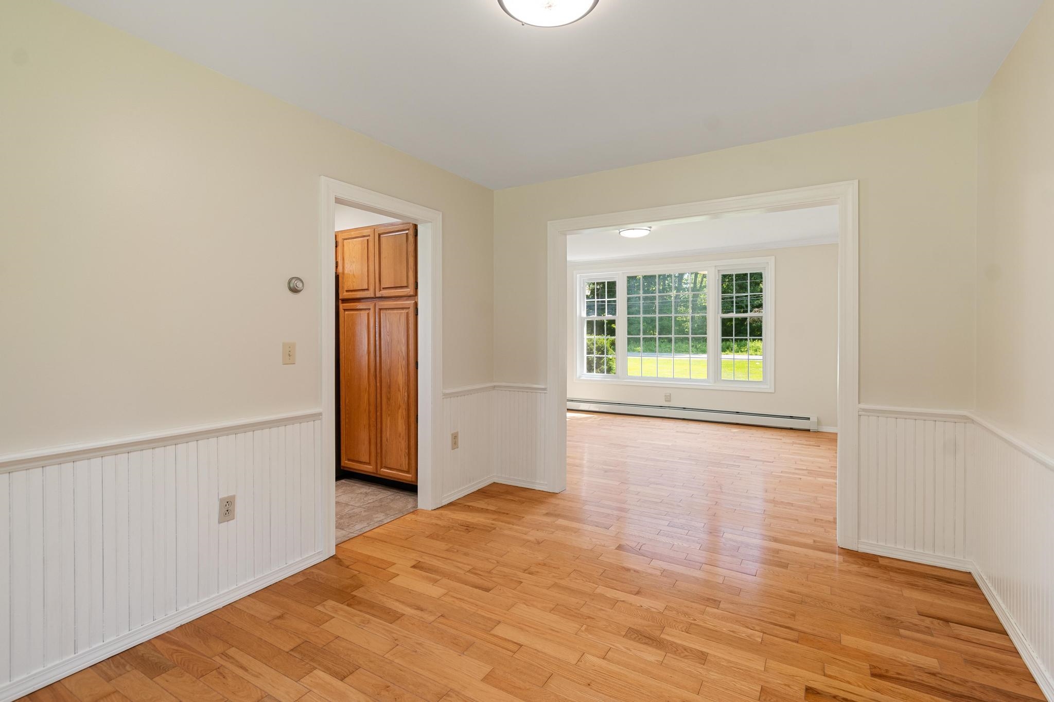 157 River Road Property Photo 13