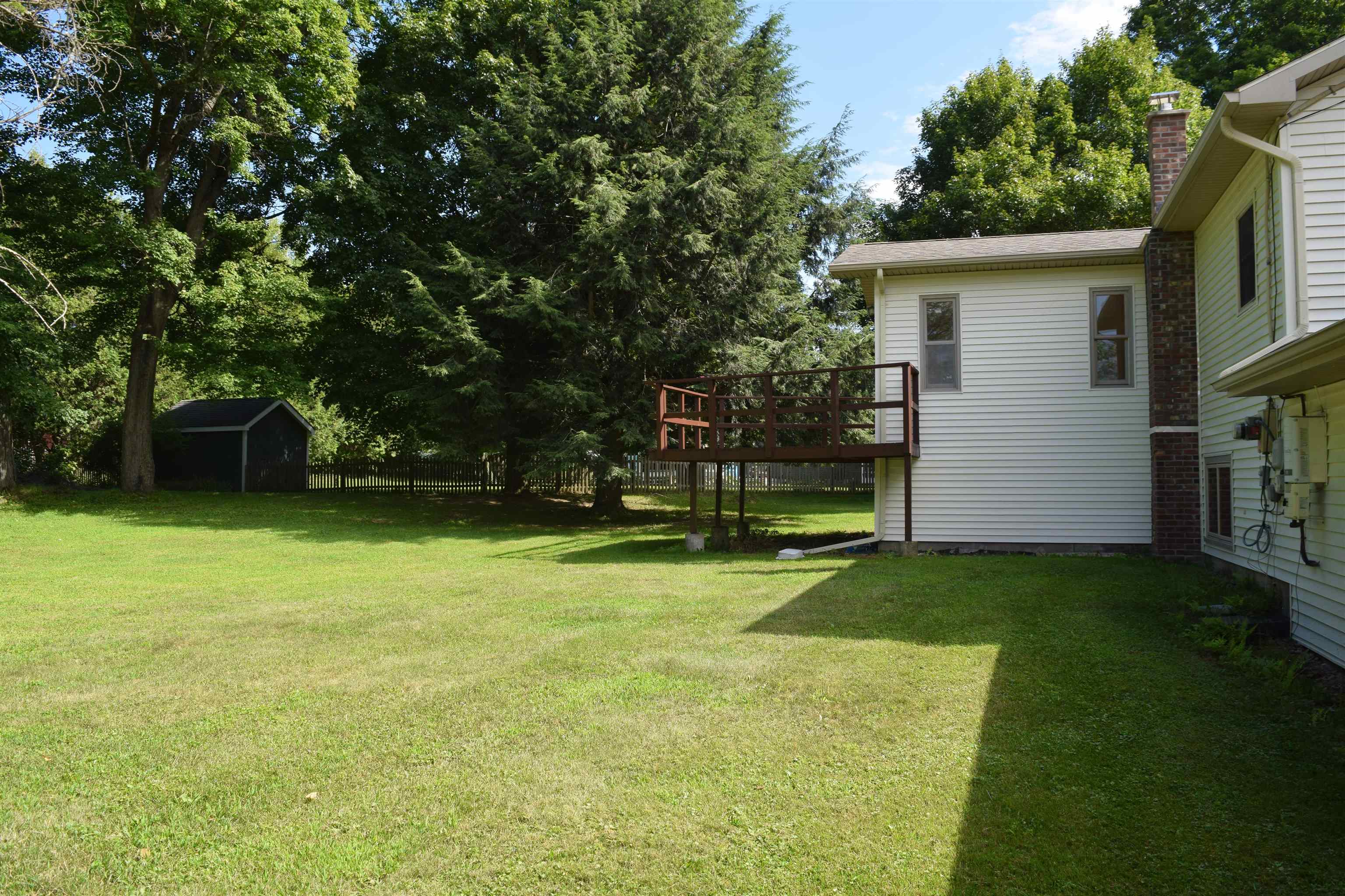 17 Packard Road Property Photo 31