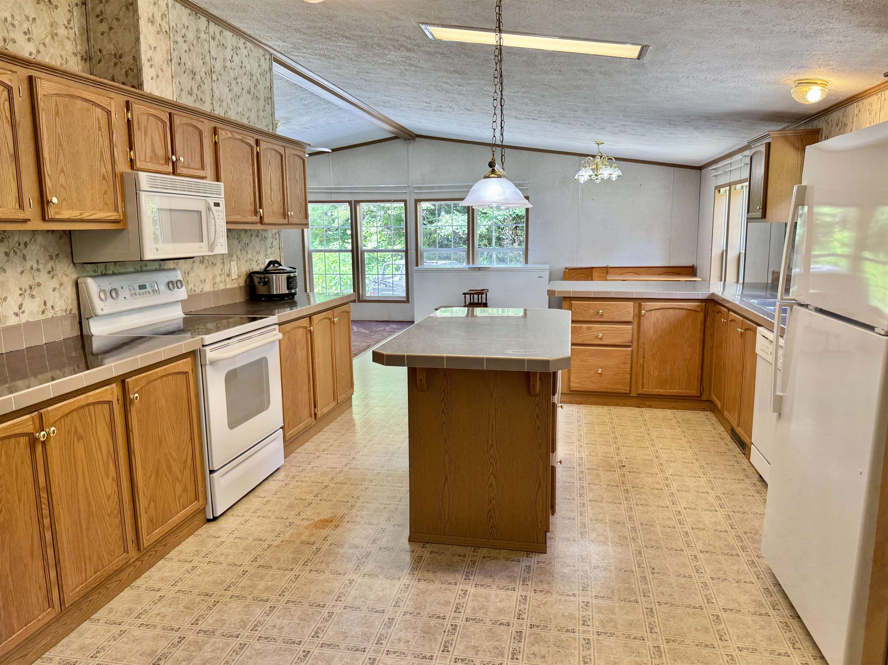 57 Homestead Drive Property Photo 6