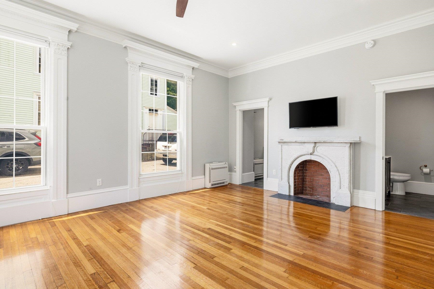 649 State Street Property Photo 1