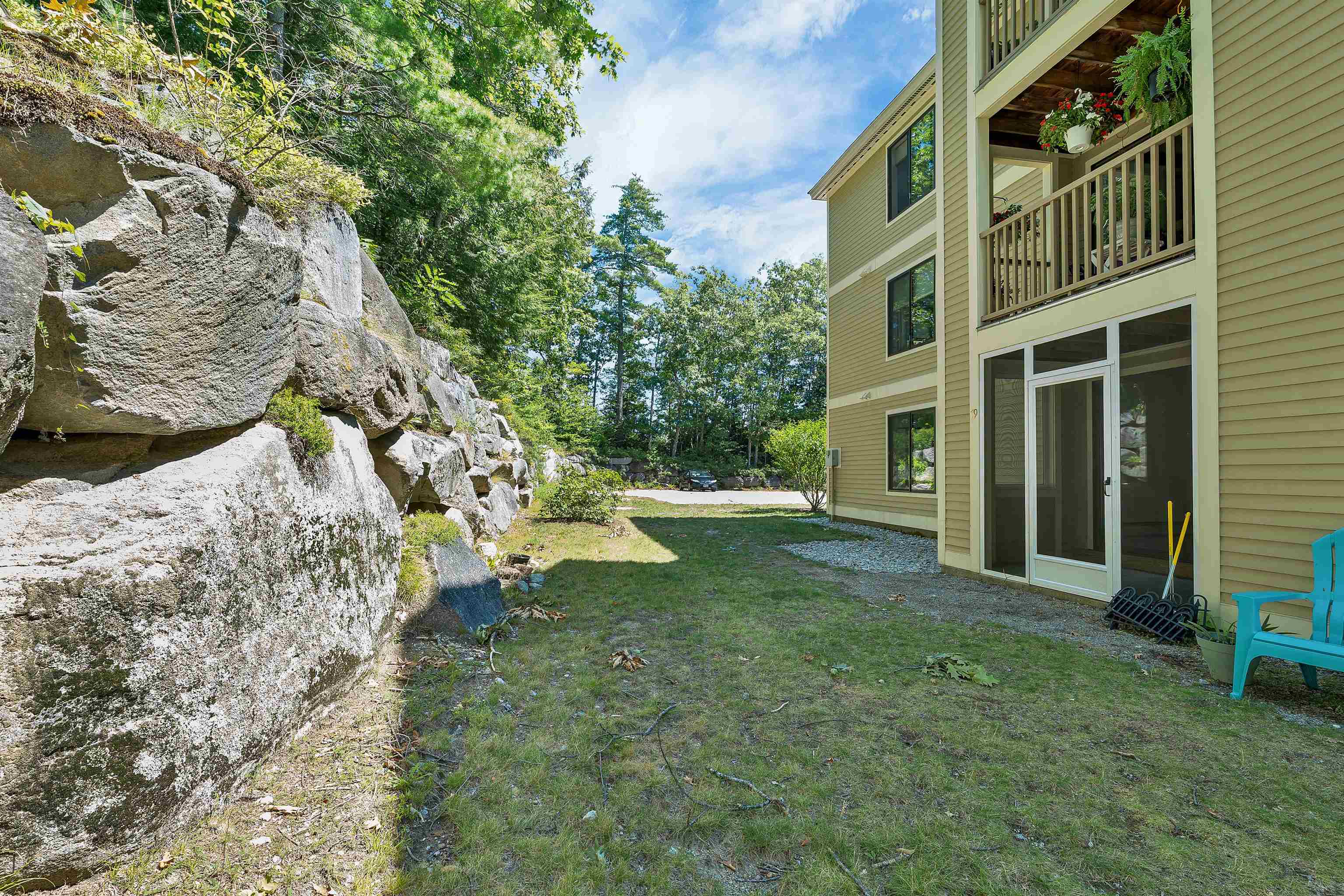 19 Saco Street Property Photo 4