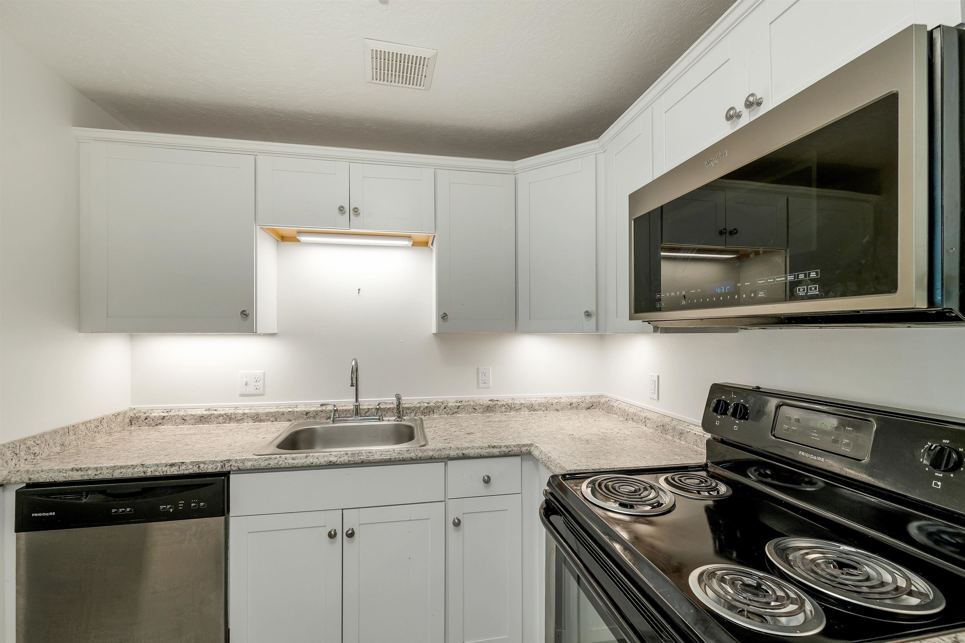 19 Saco Street Property Photo 16