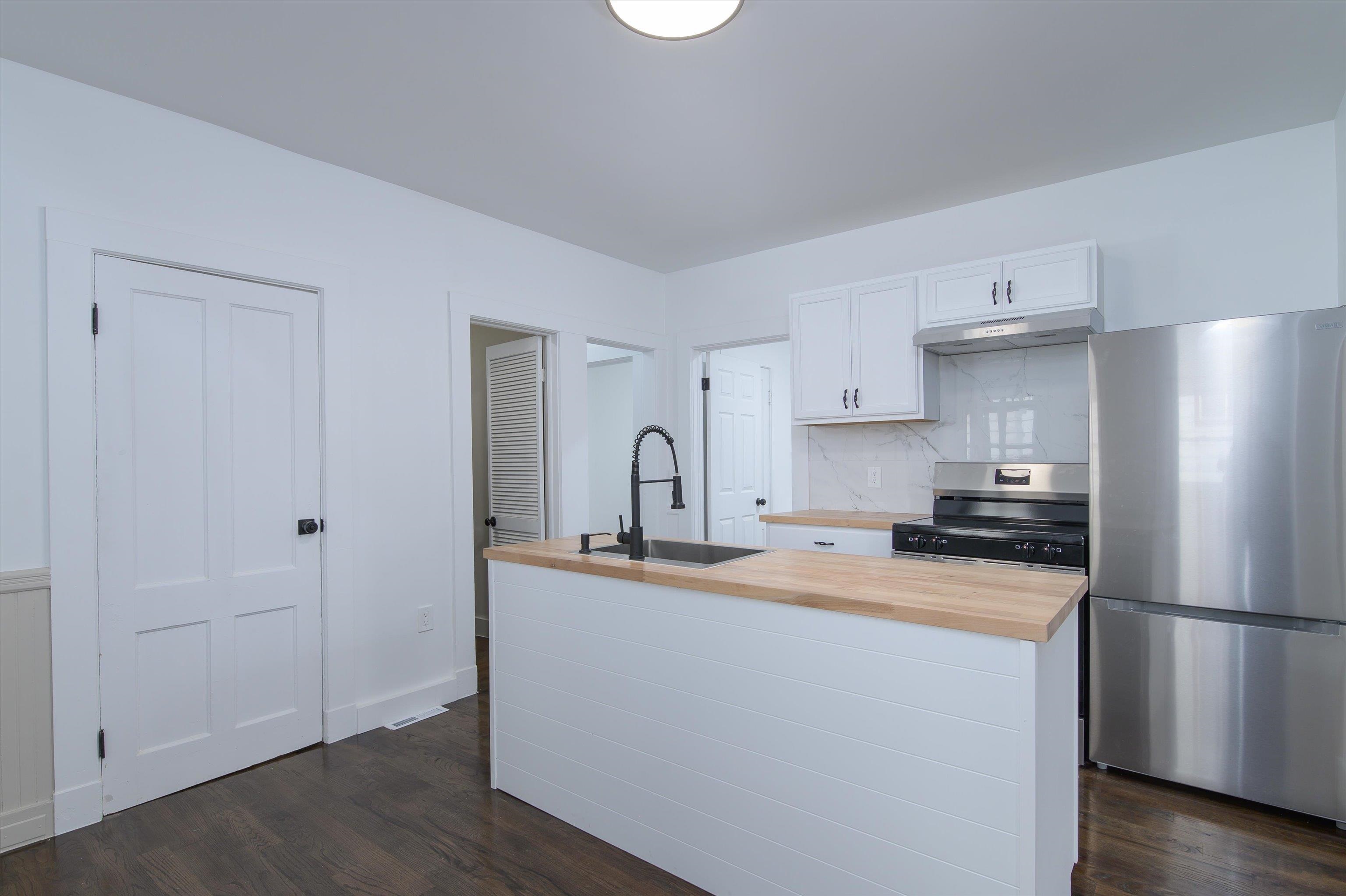 29 Hopkins Street Property Photo 4